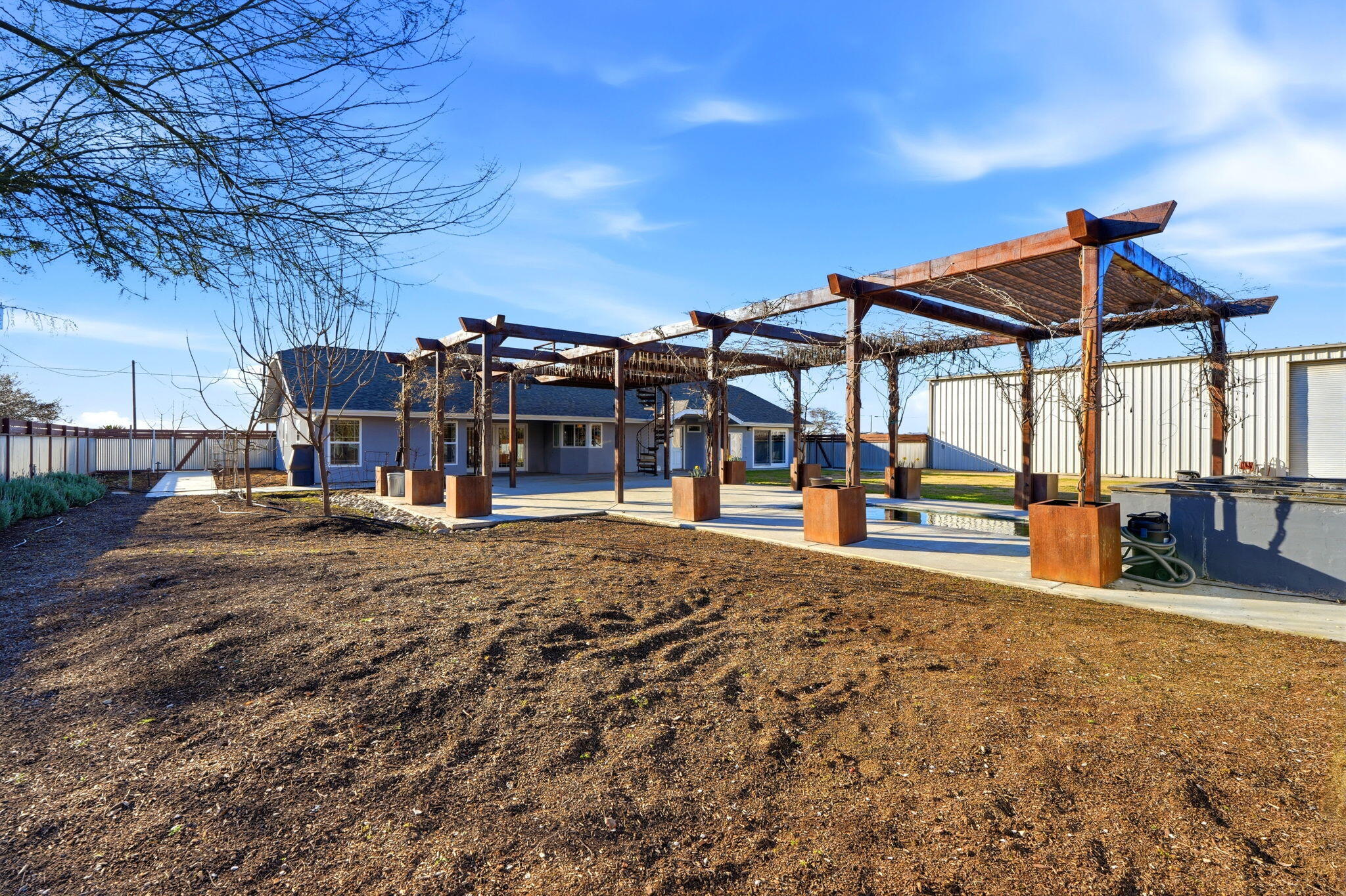 39532 Road 104, Dinuba, CA 93618