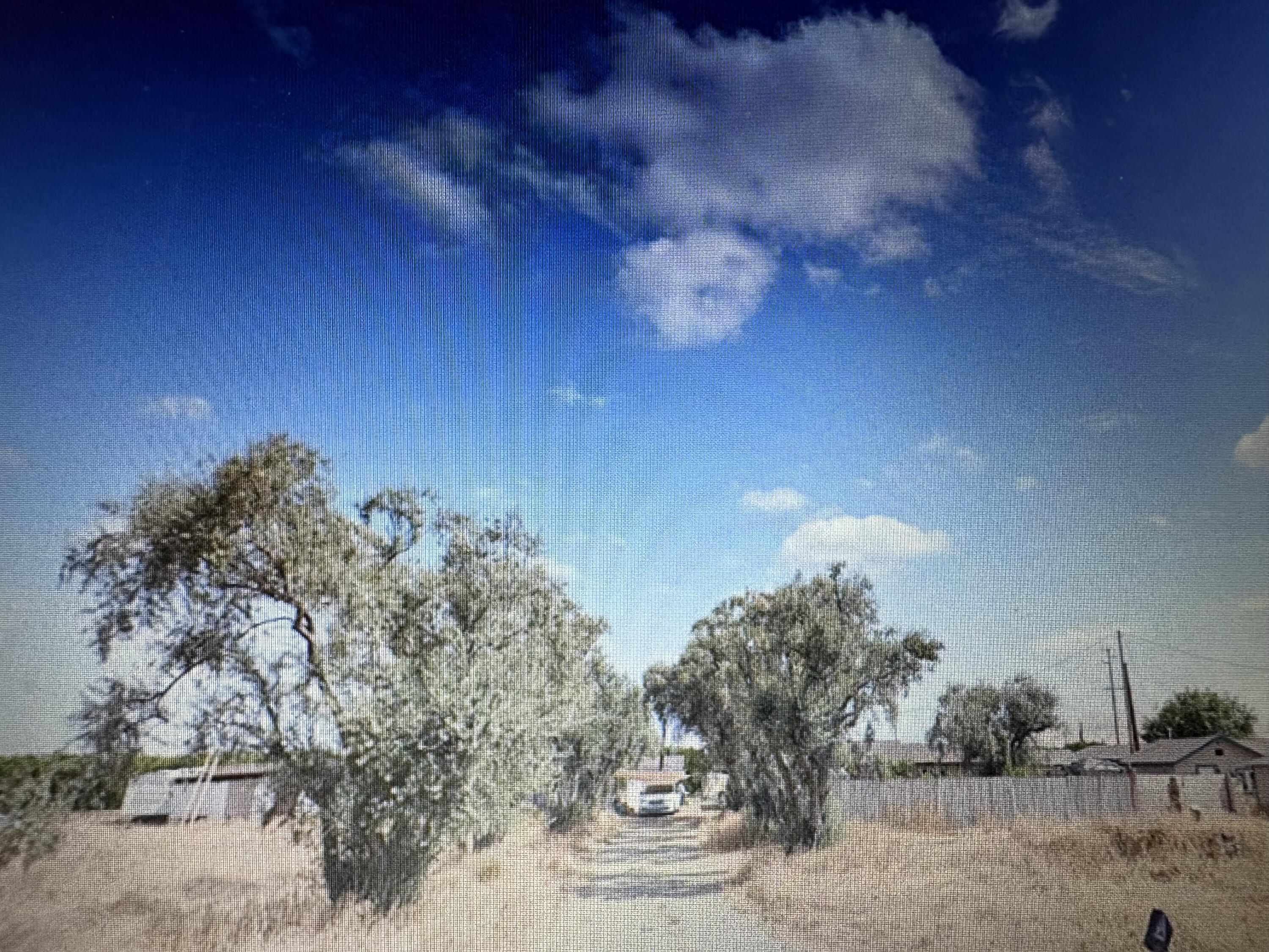 17186 Millwood Dr, Visalia, CA 93292