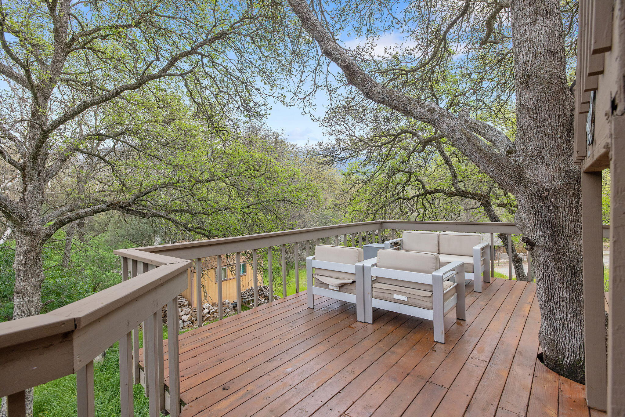 43677 Washburn Dr, Three Rivers, CA 93271