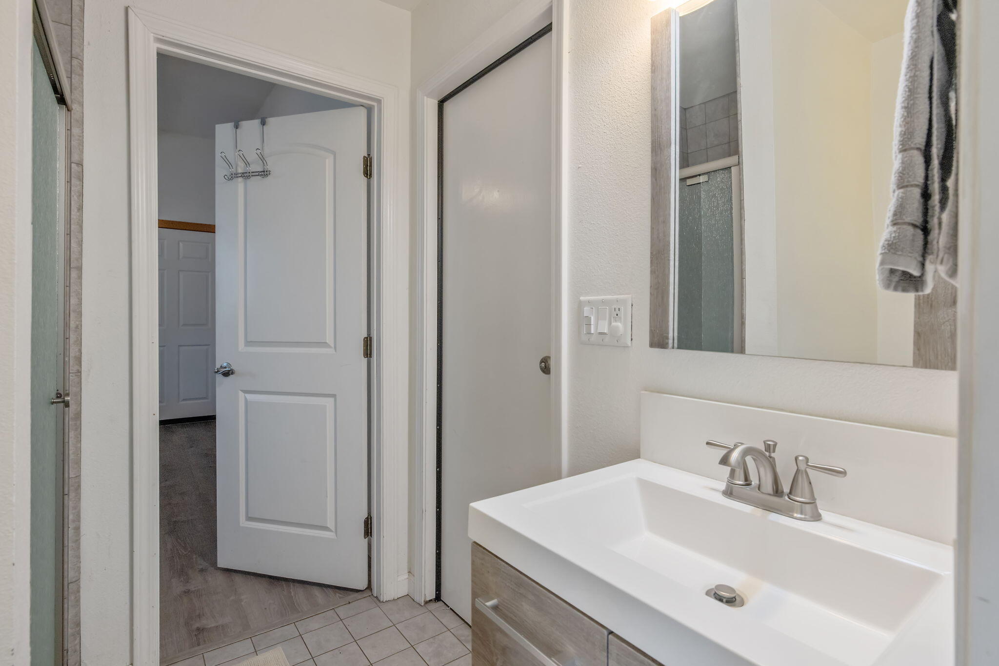 43677 Washburn Dr, Three Rivers, CA 93271