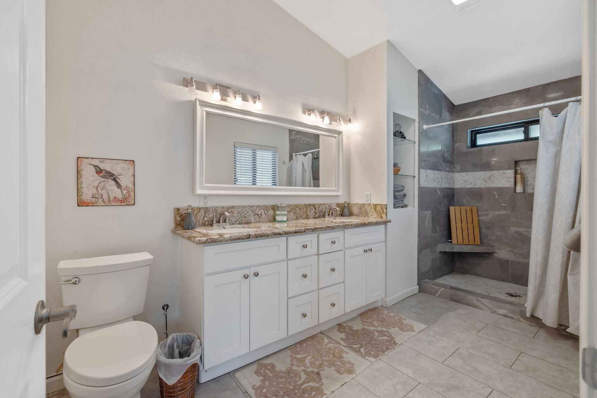 43677 Washburn Dr, Three Rivers, CA 93271