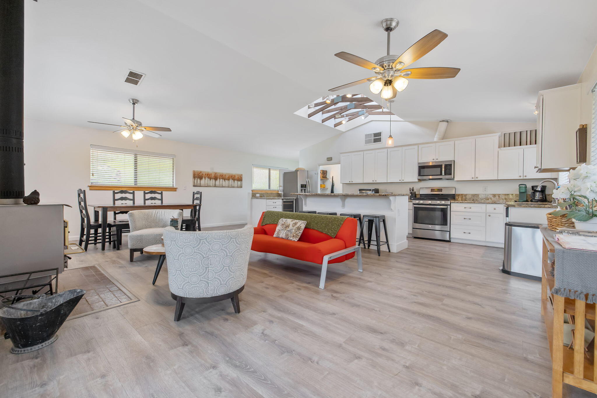 43677 Washburn Dr, Three Rivers, CA 93271