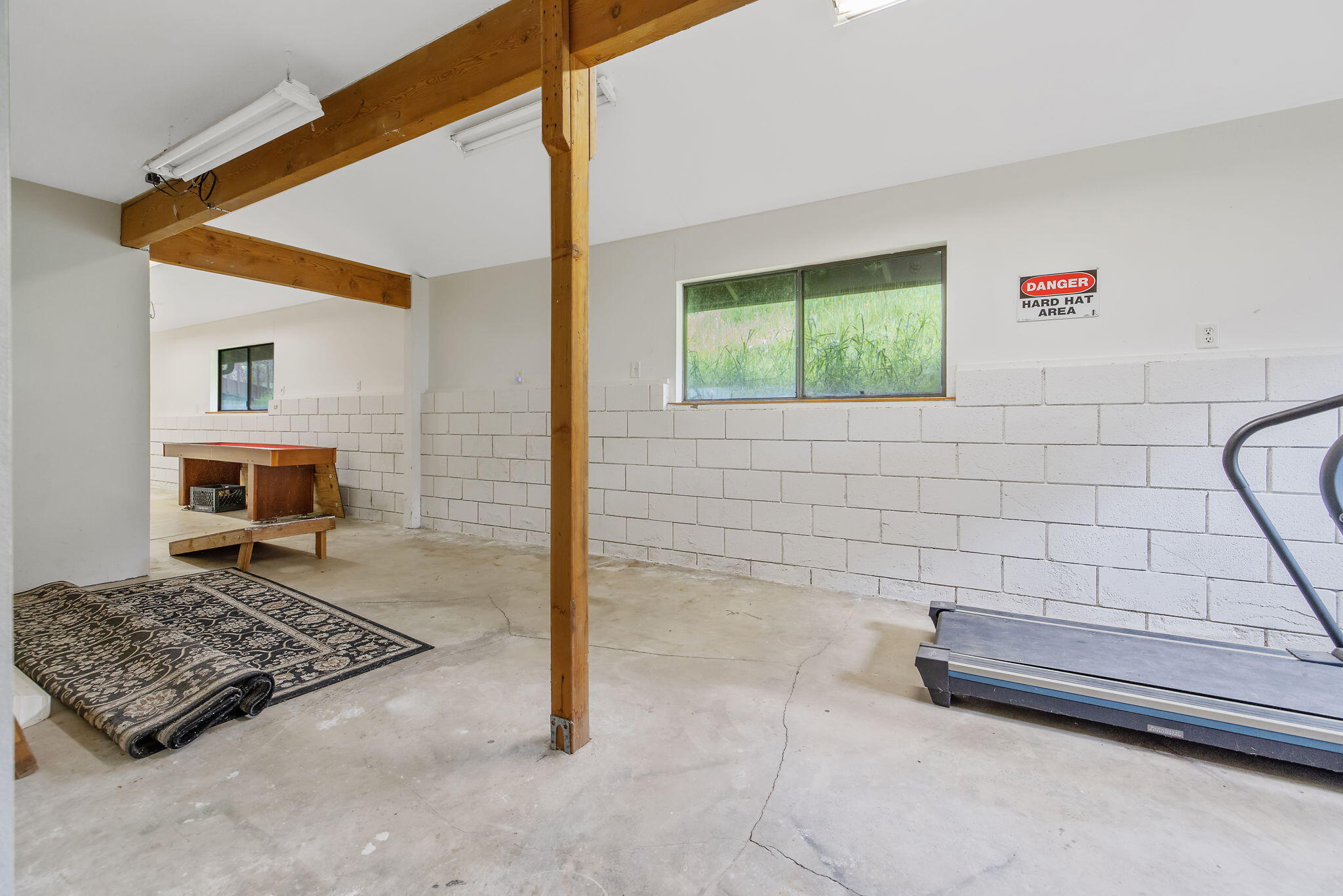 43677 Washburn Dr, Three Rivers, CA 93271