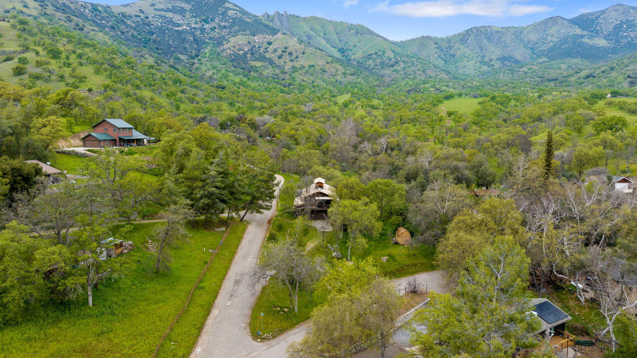 43677 Washburn Dr, Three Rivers, CA 93271