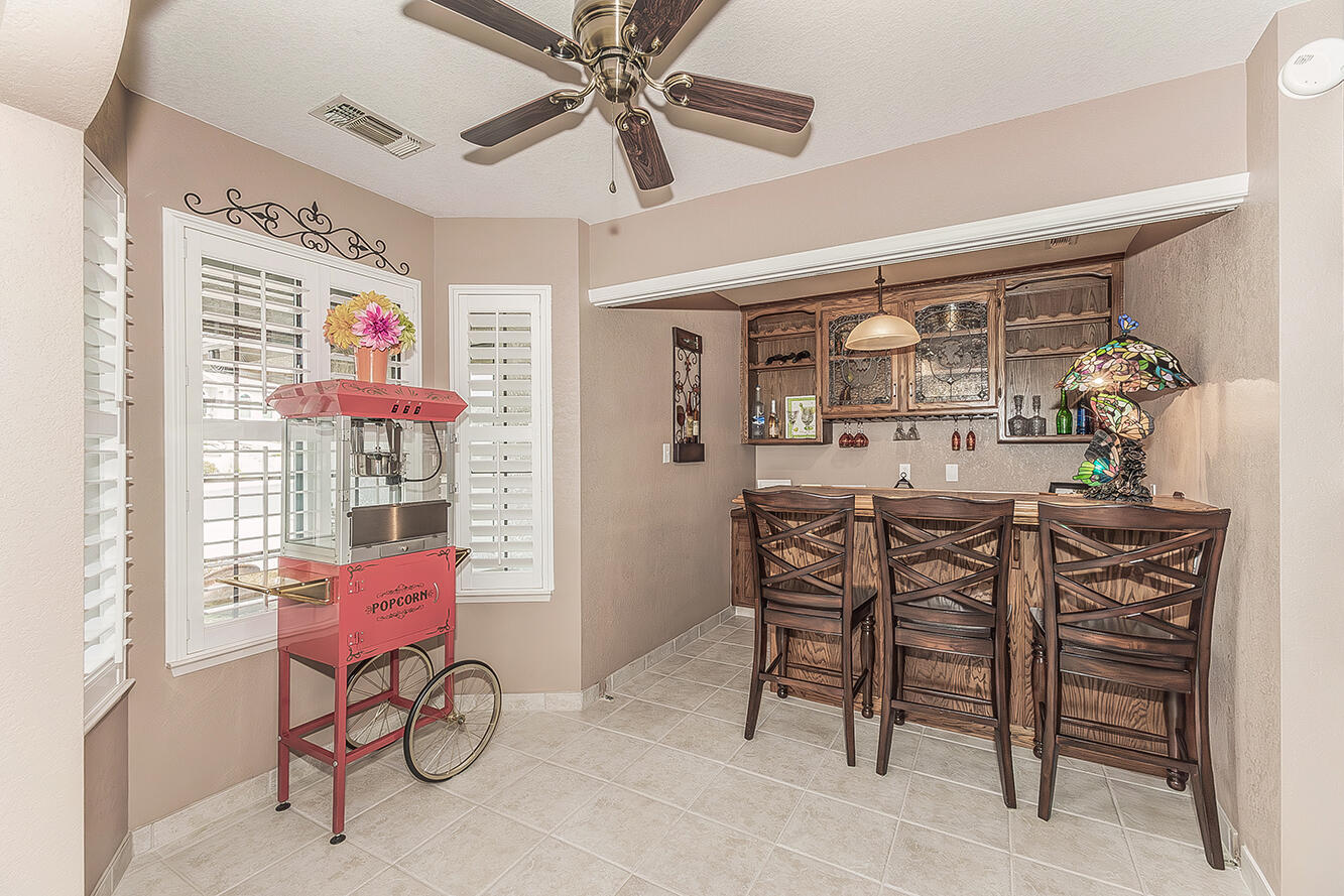 1405 W Flora Ave, Reedley, CA 93654