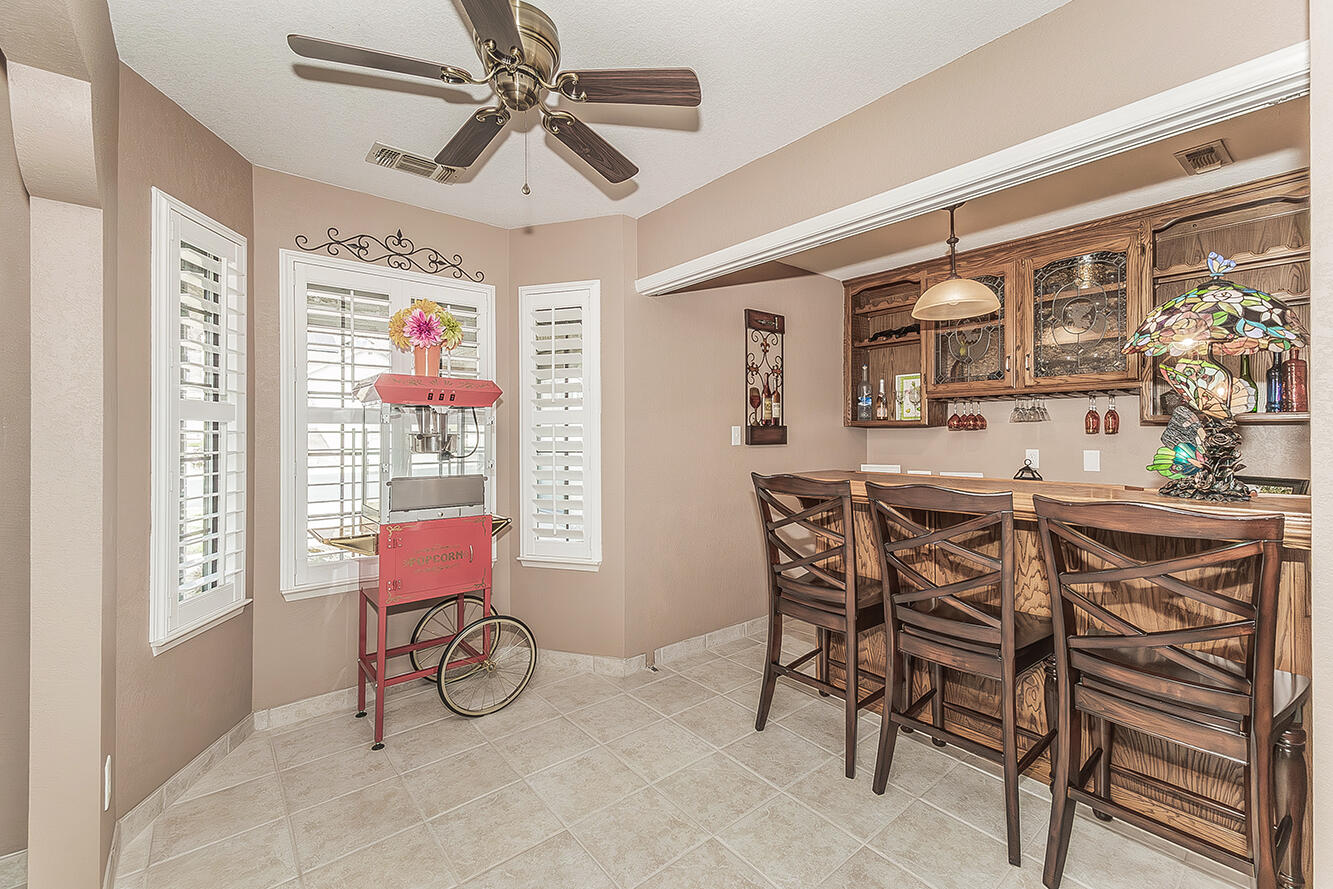 1405 W Flora Ave, Reedley, CA 93654