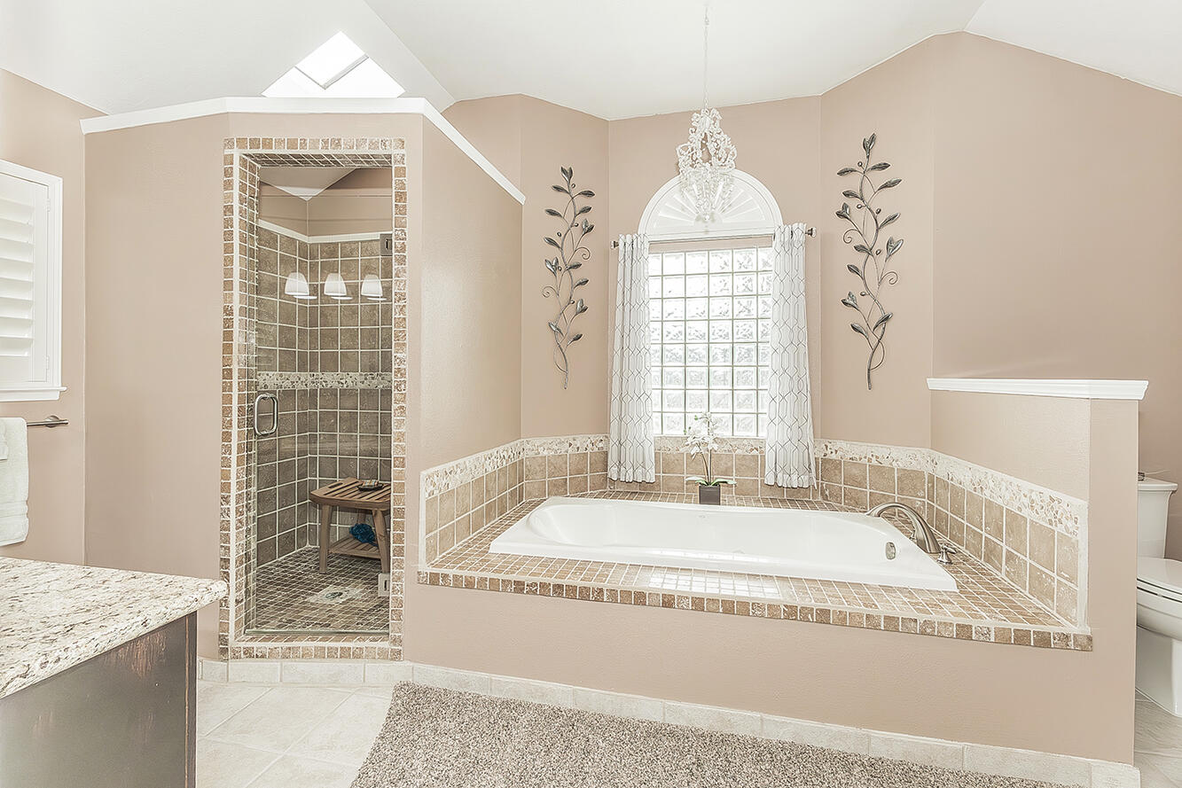 1405 W Flora Ave, Reedley, CA 93654