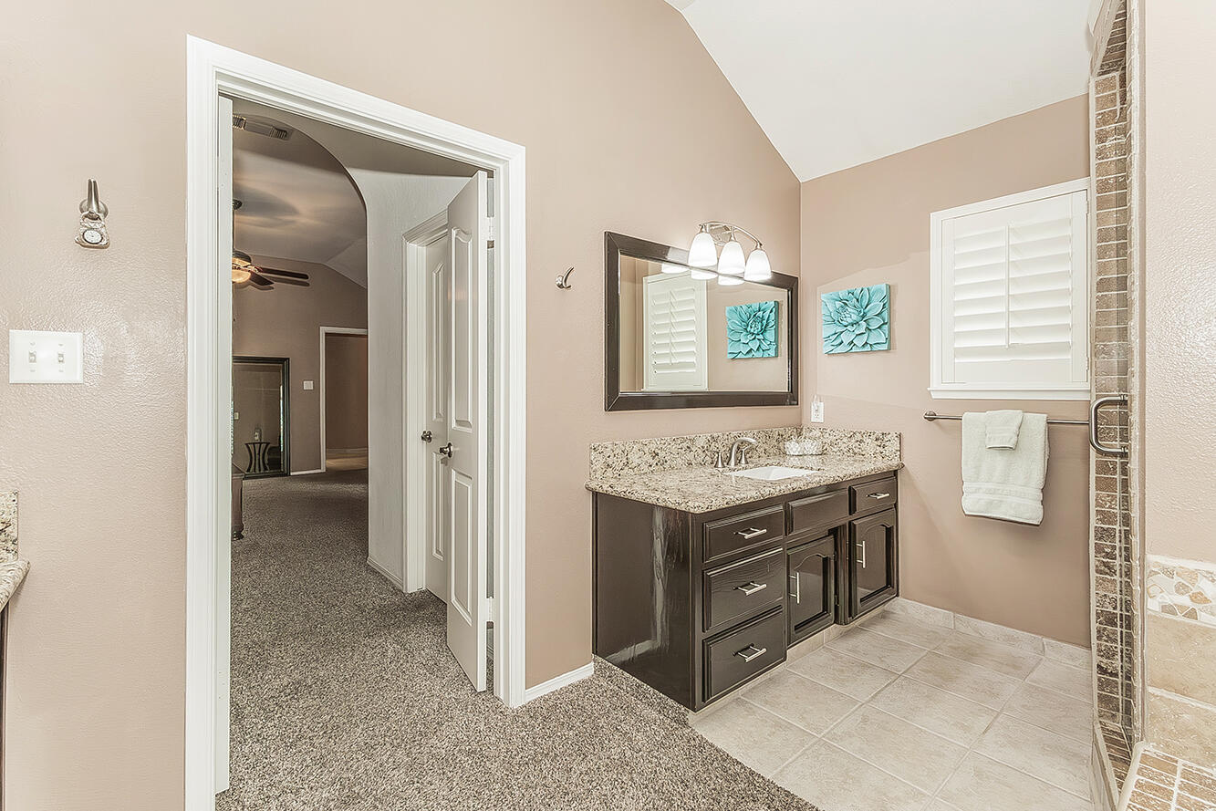 1405 W Flora Ave, Reedley, CA 93654