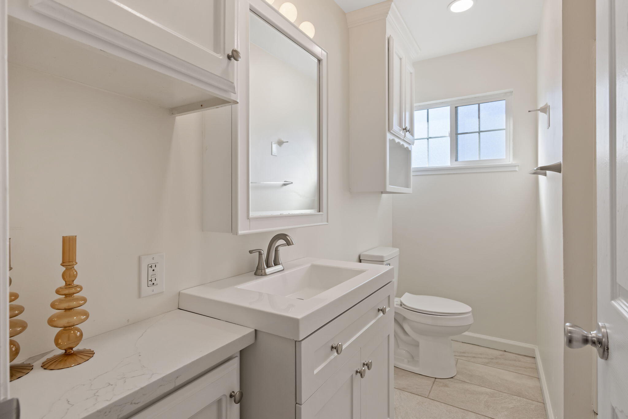 2528 W Howard Ave, Visalia, CA 93277