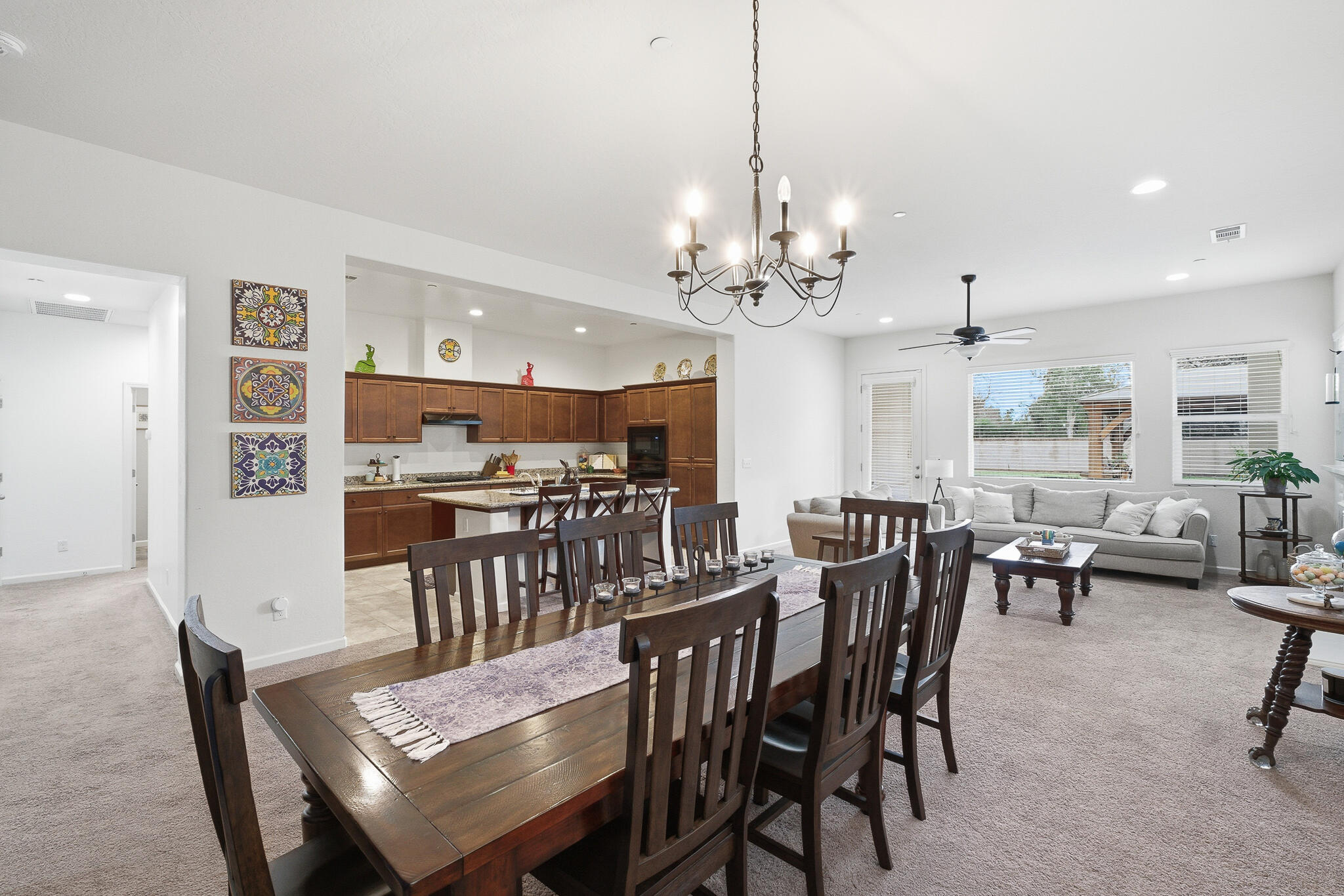 2539 W Allen Ave, Visalia, CA 93291