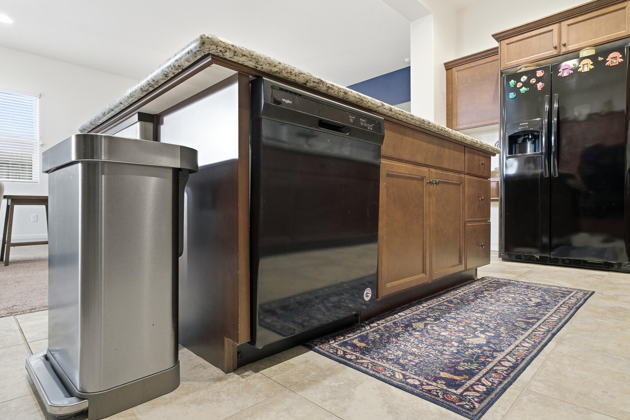 2539 W Allen Ave, Visalia, CA 93291