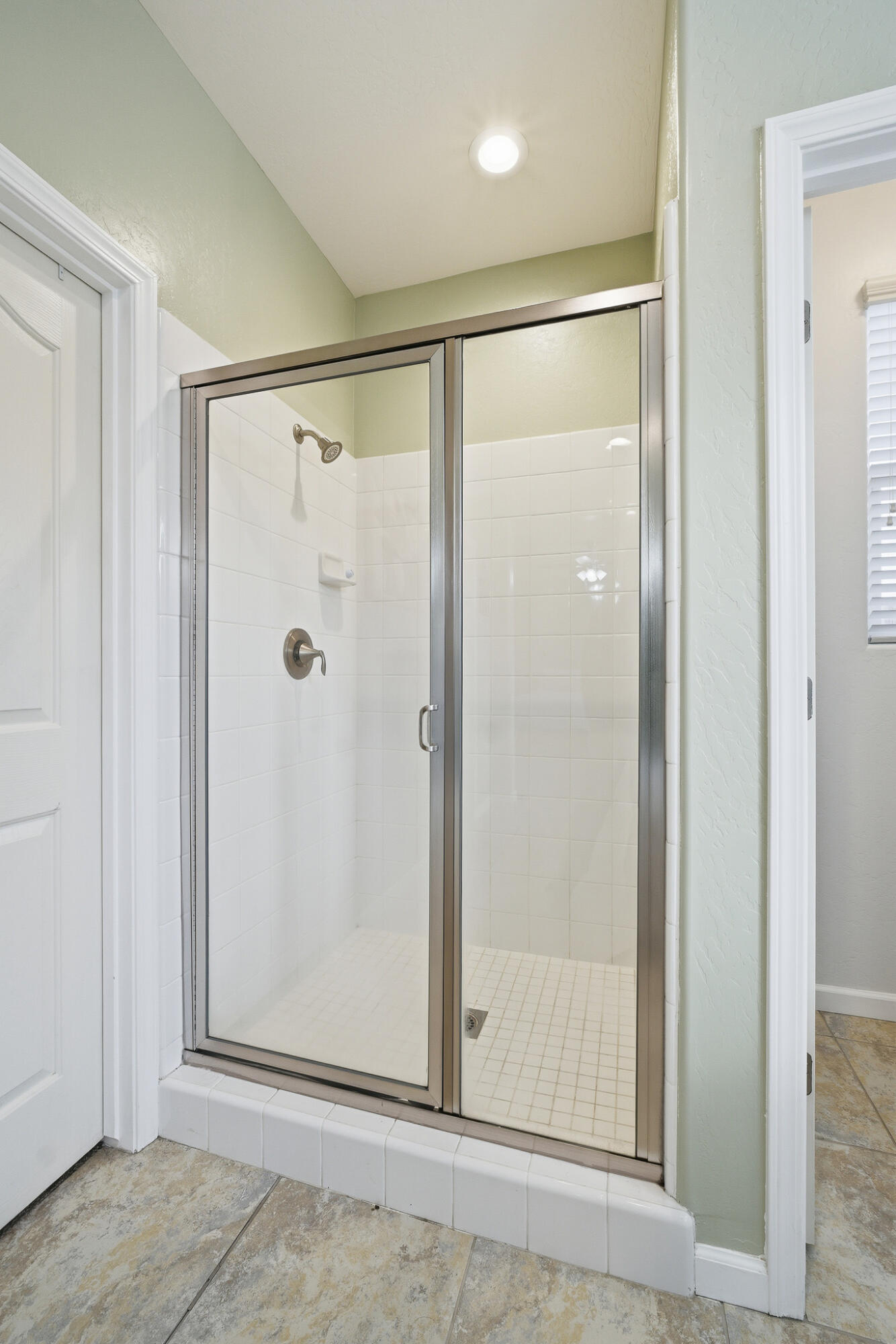 2539 W Allen Ave, Visalia, CA 93291