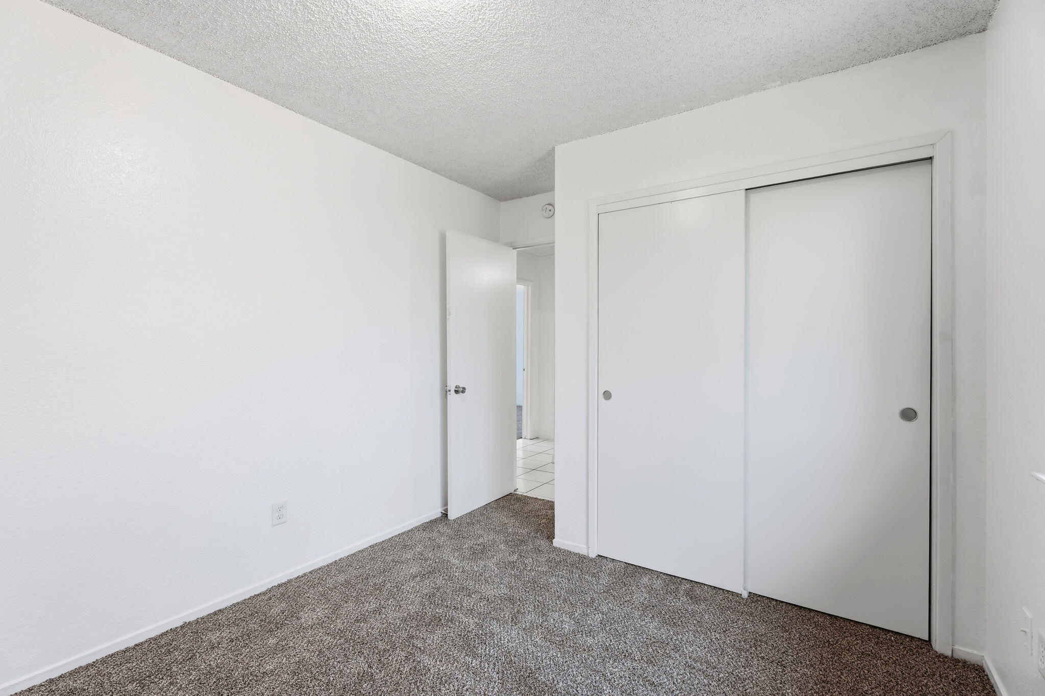 237 E Modoc Ave, Visalia, CA 93291