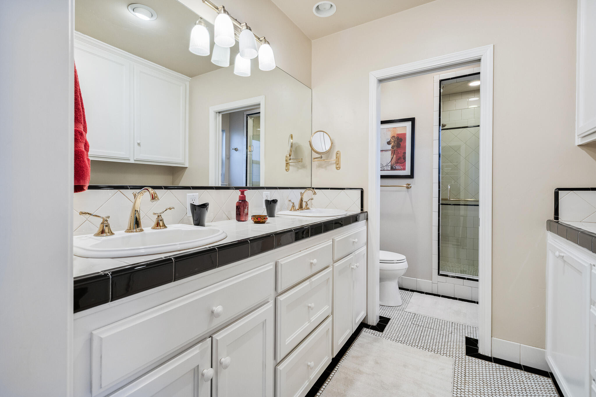 407 N Todd St, Visalia, CA 93291