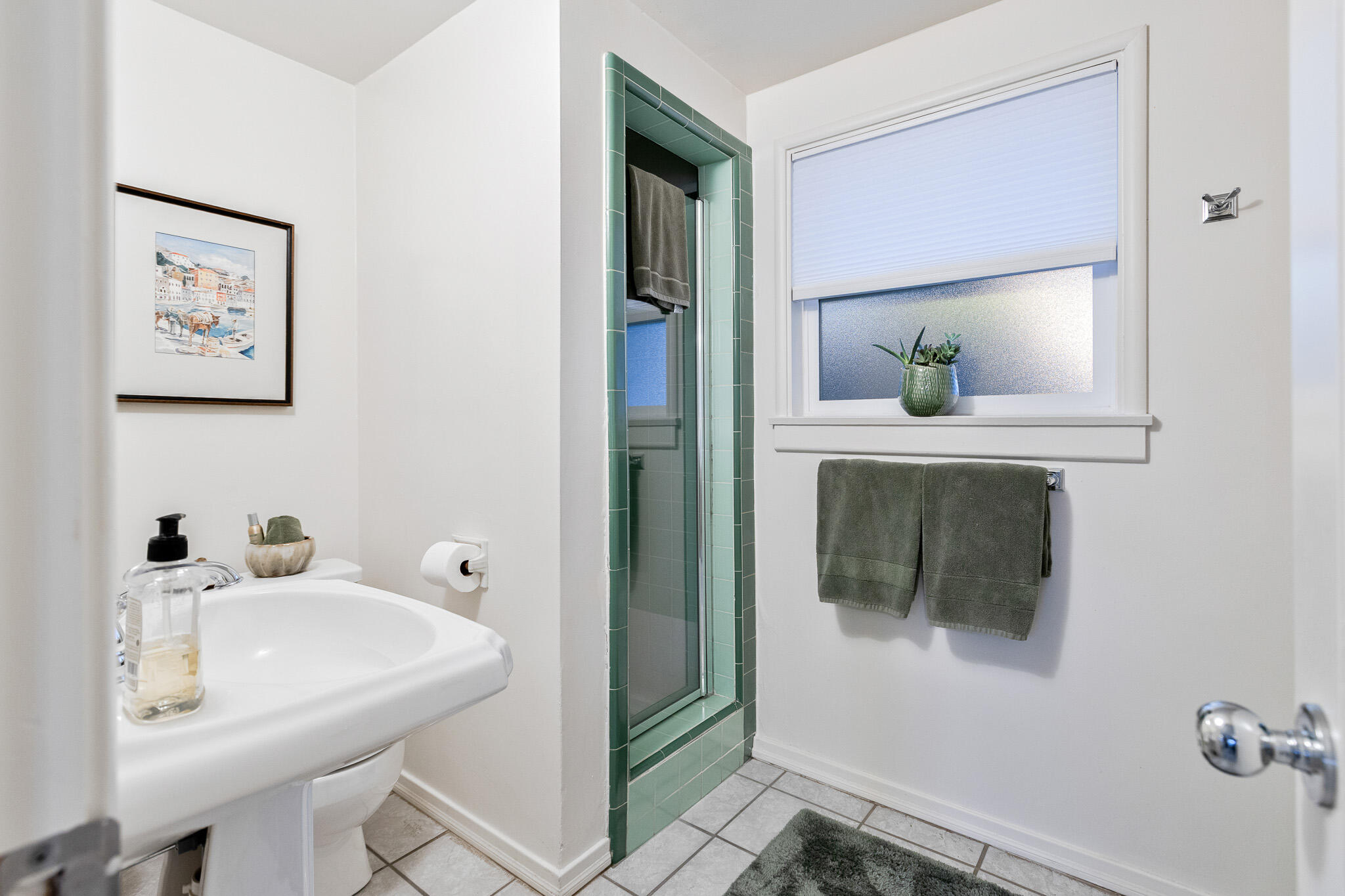 407 N Todd St, Visalia, CA 93291