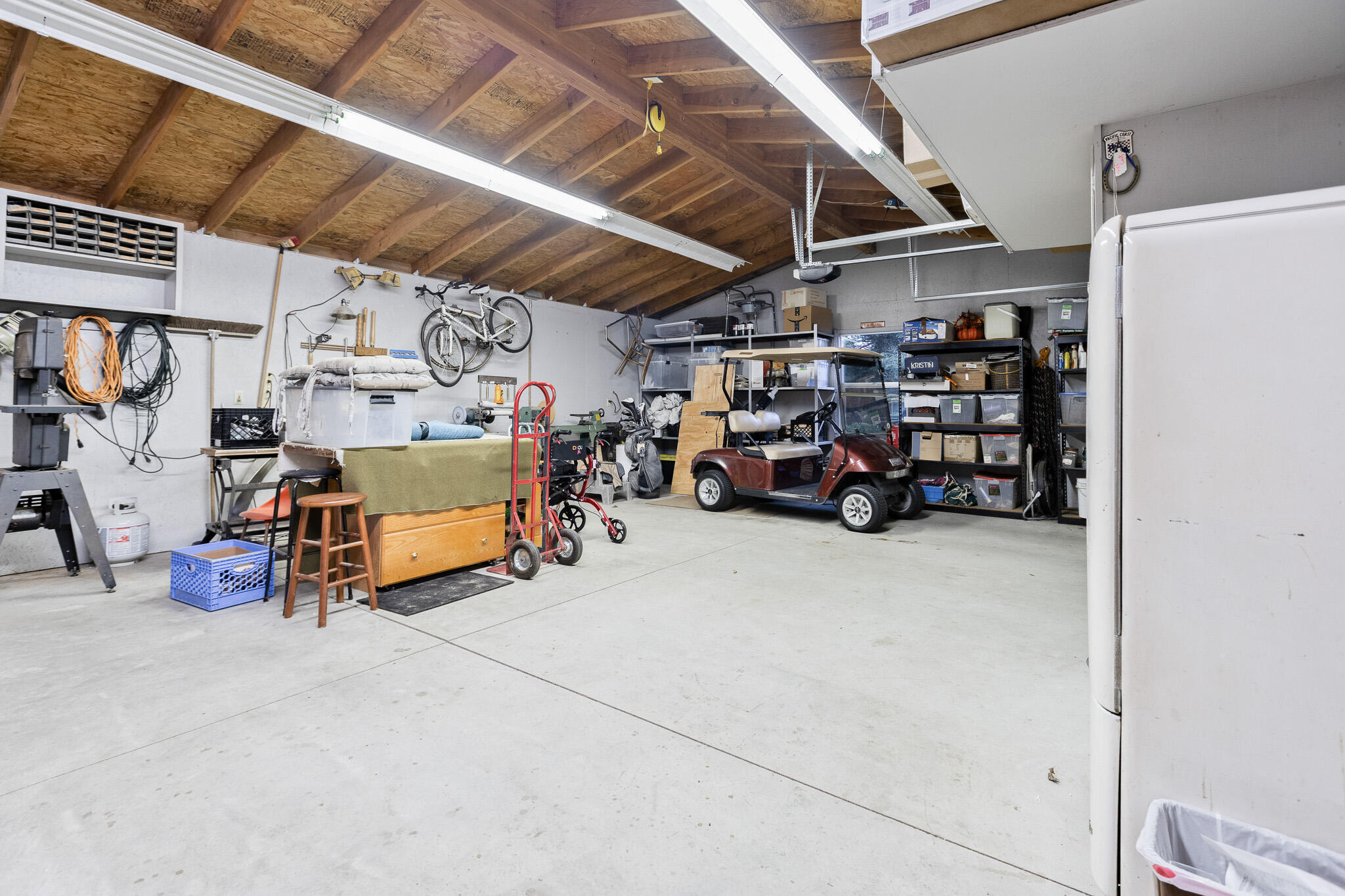 407 N Todd St, Visalia, CA 93291