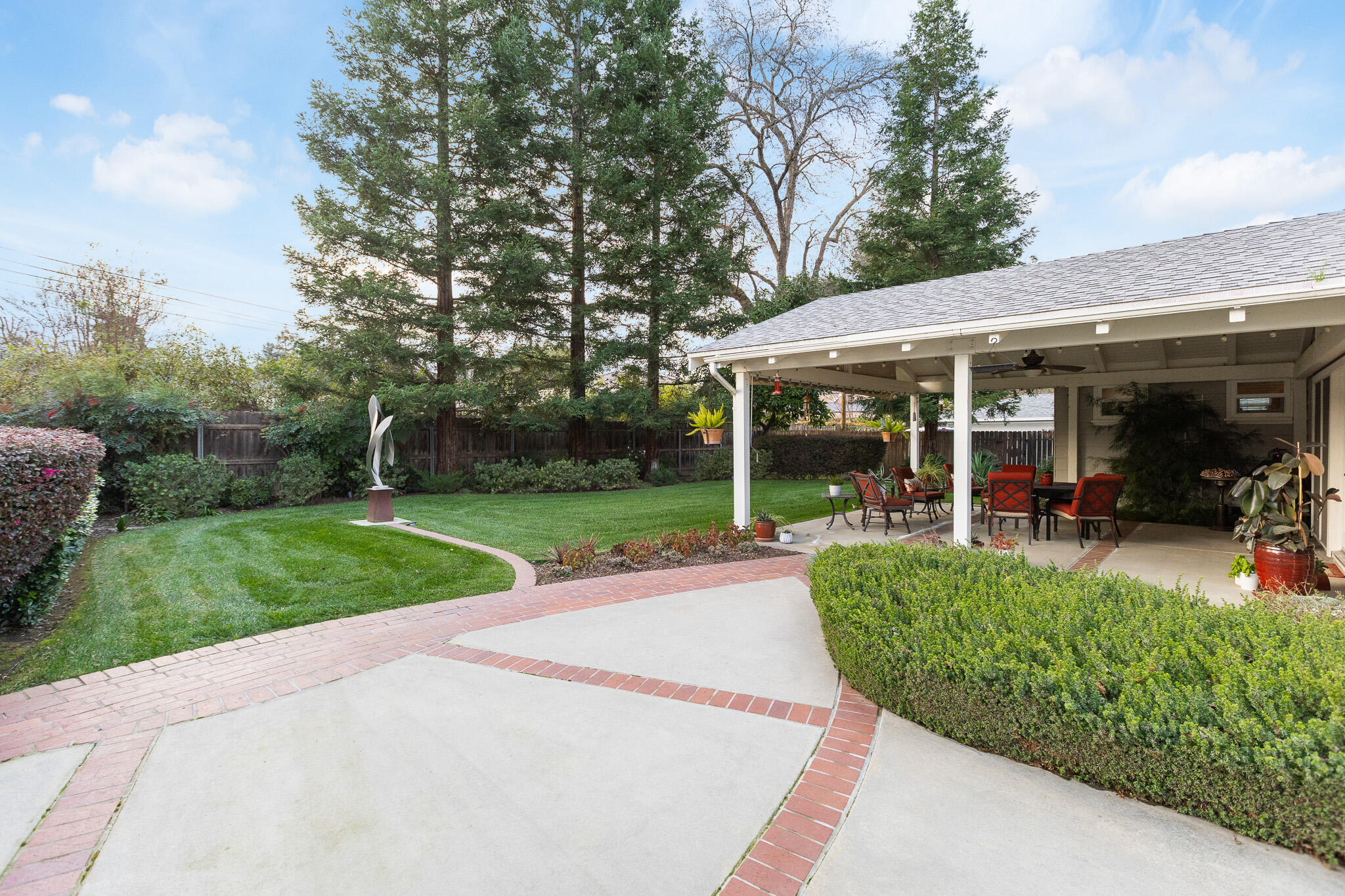 407 N Todd St, Visalia, CA 93291