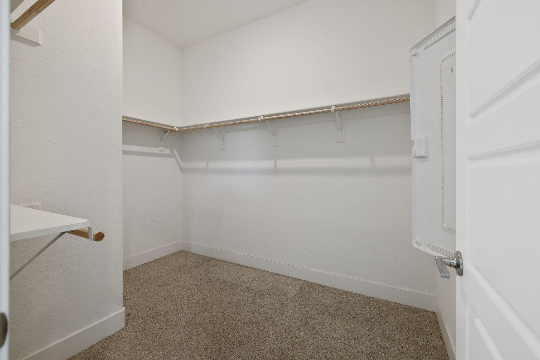 324 E Newton Ave, Visalia, CA 93291