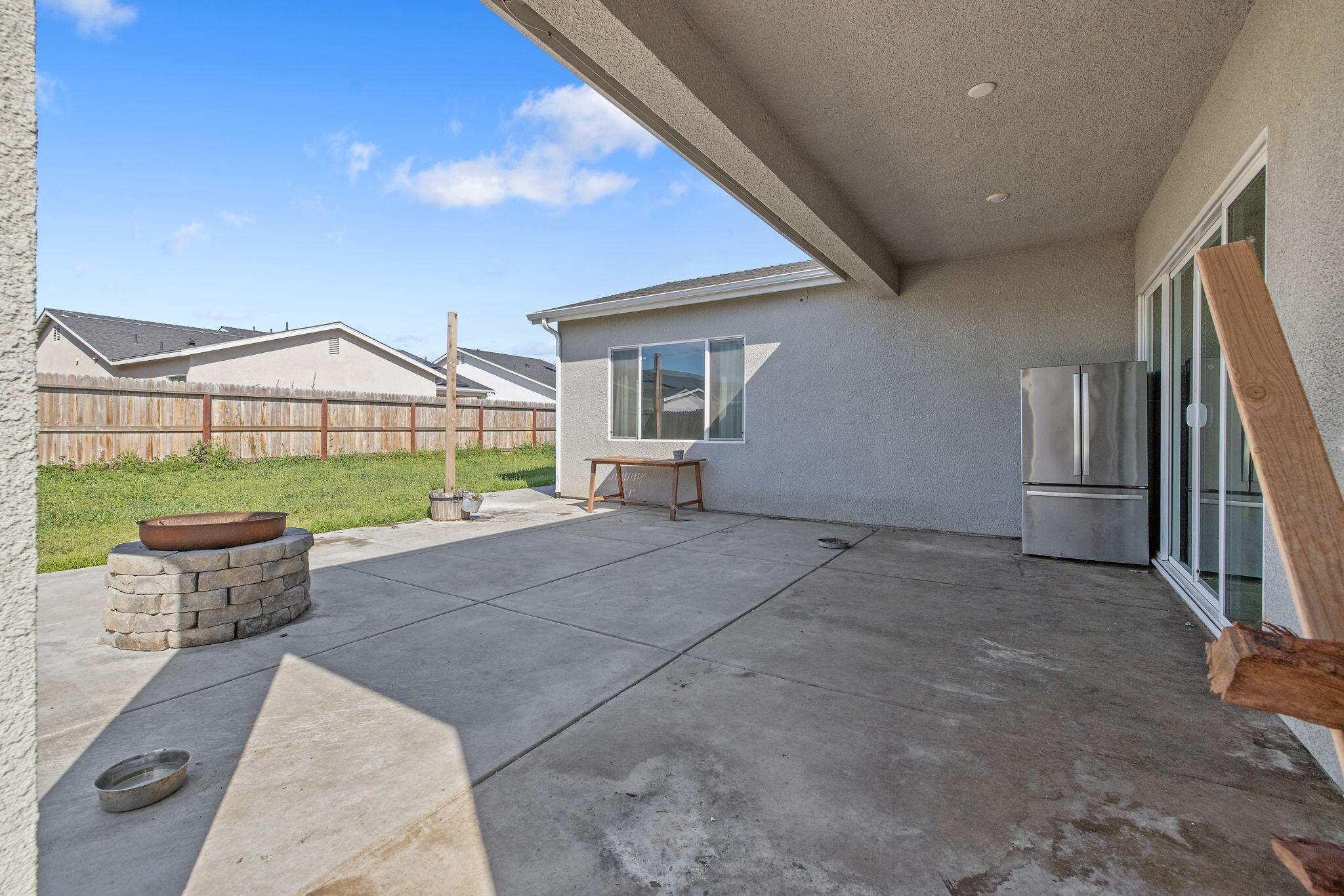 324 E Newton Ave, Visalia, CA 93291