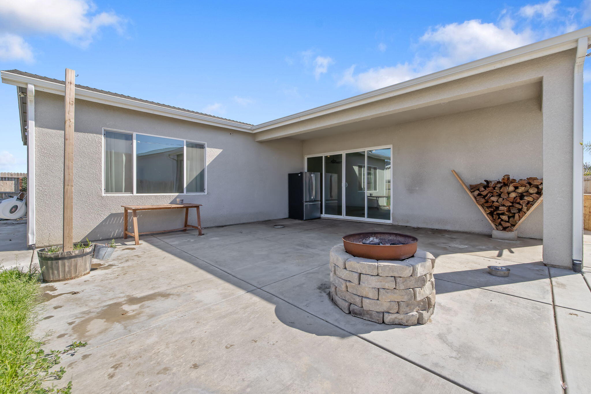 324 E Newton Ave, Visalia, CA 93291