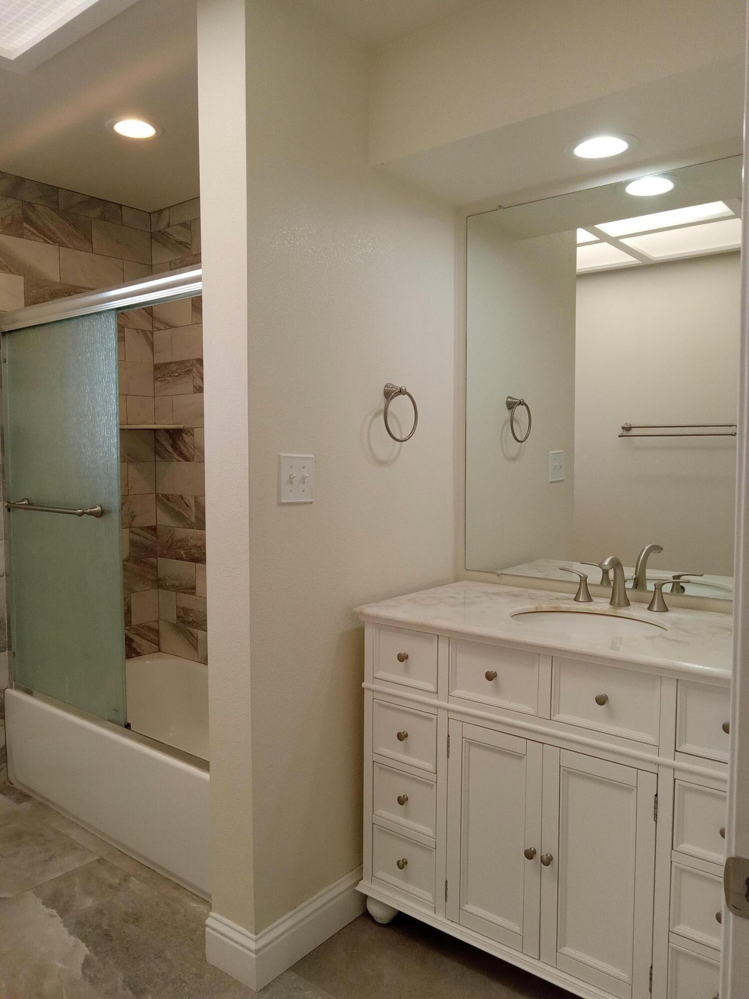 27122 Rd 56, Visalia, CA 93277