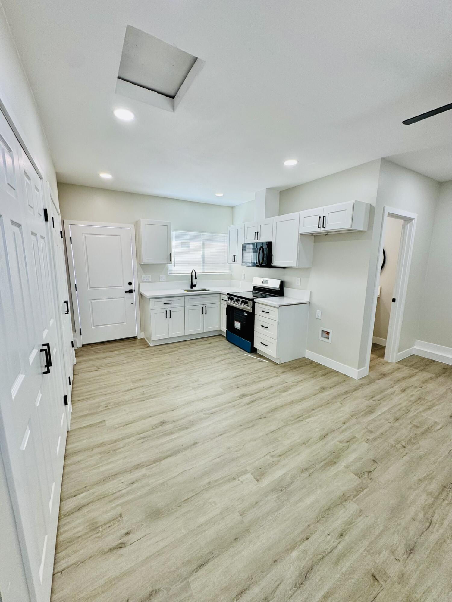 1804 Hodges Ave, Bakersfield, CA 93304