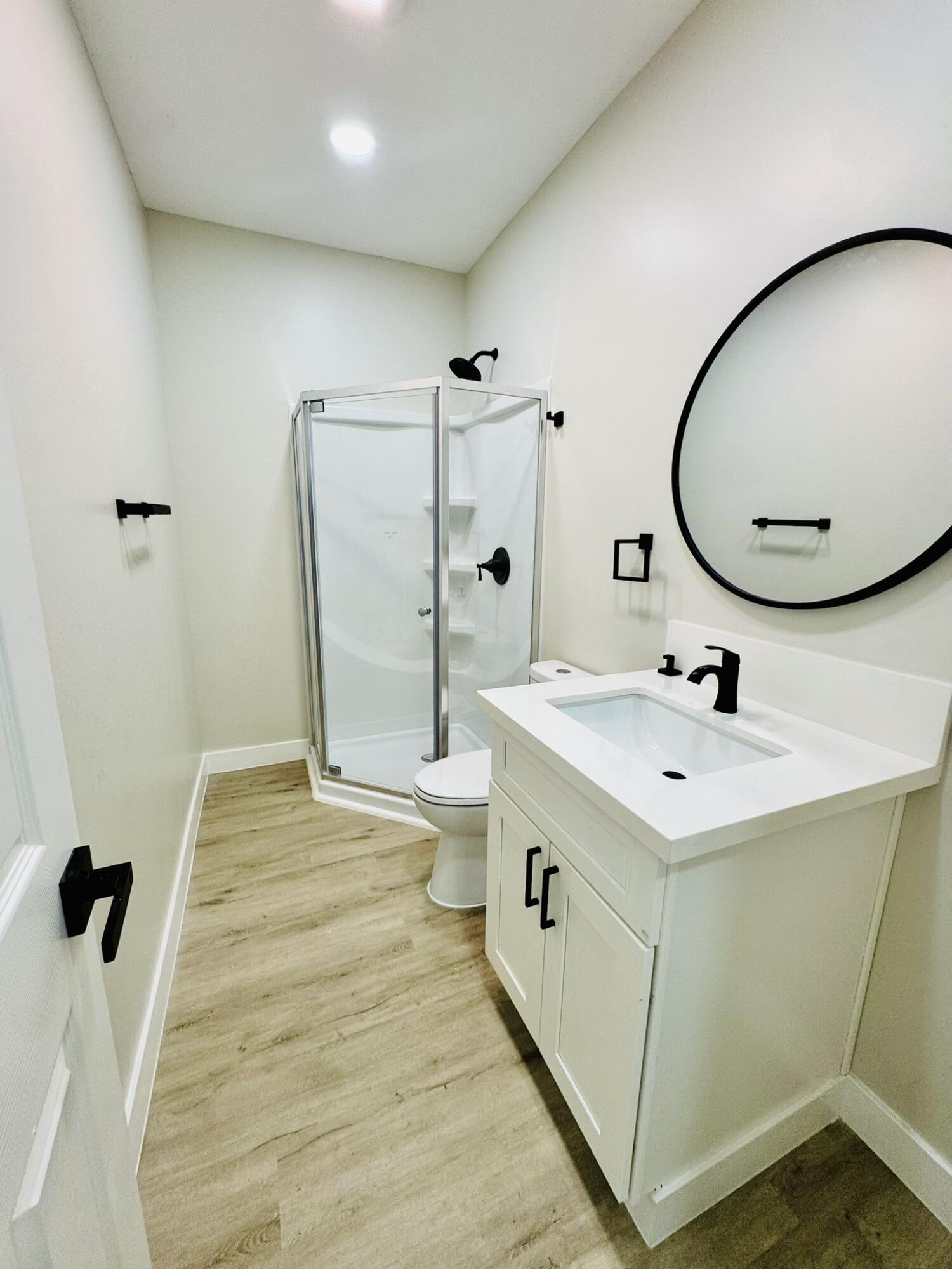 1804 Hodges Ave, Bakersfield, CA 93304