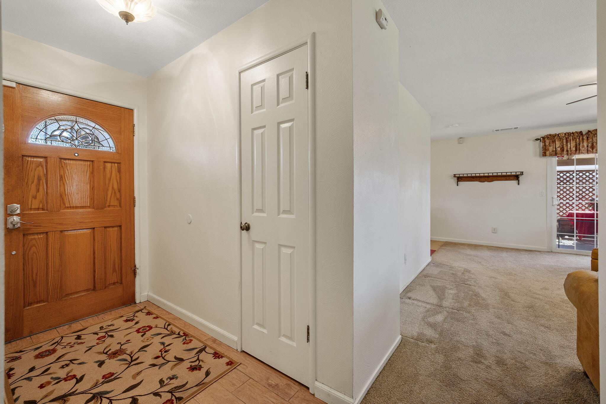 1127 S Noyes St, Visalia, CA 93277