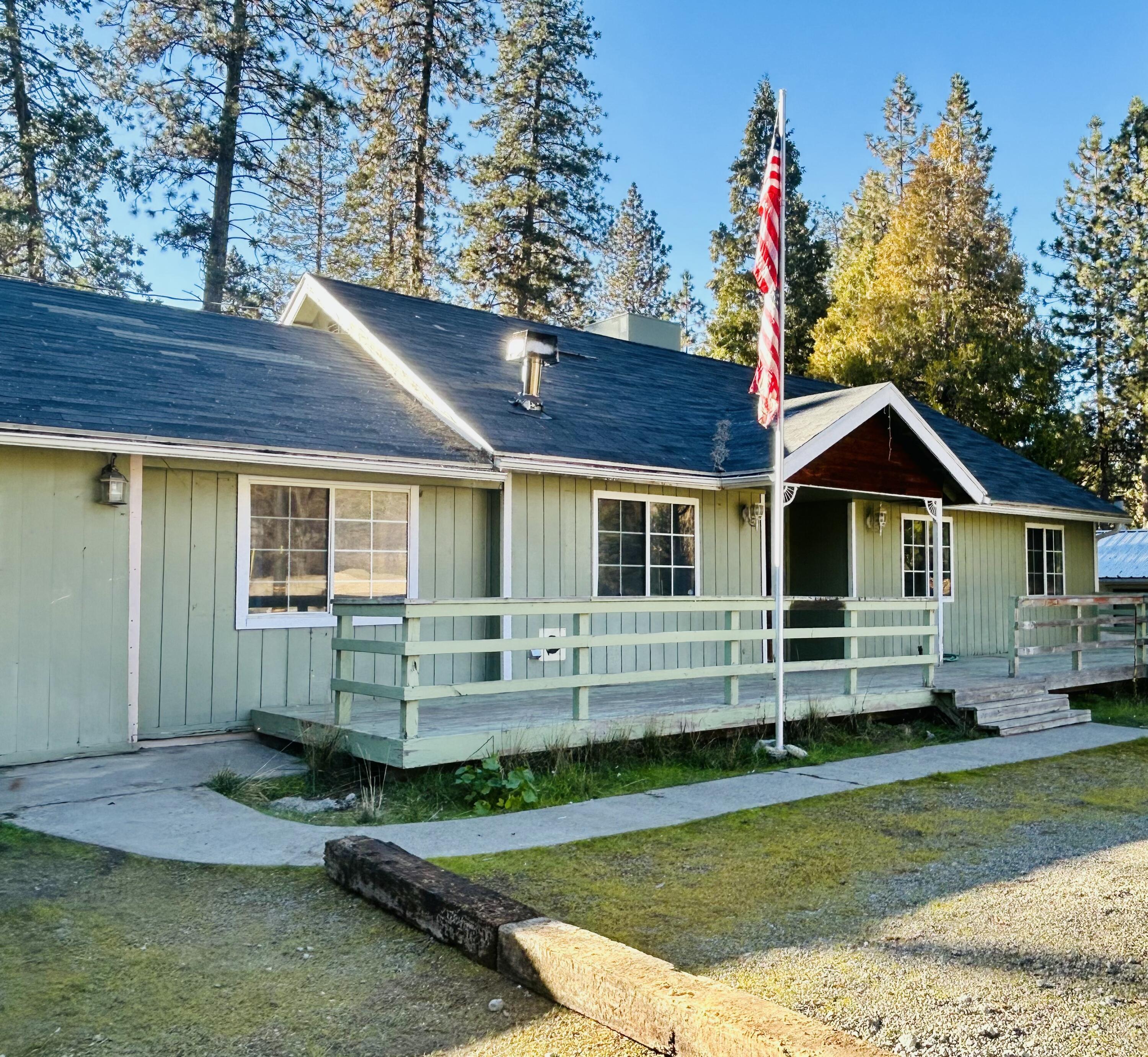 1005 Melody Ln, California Hot Springs, CA 93207