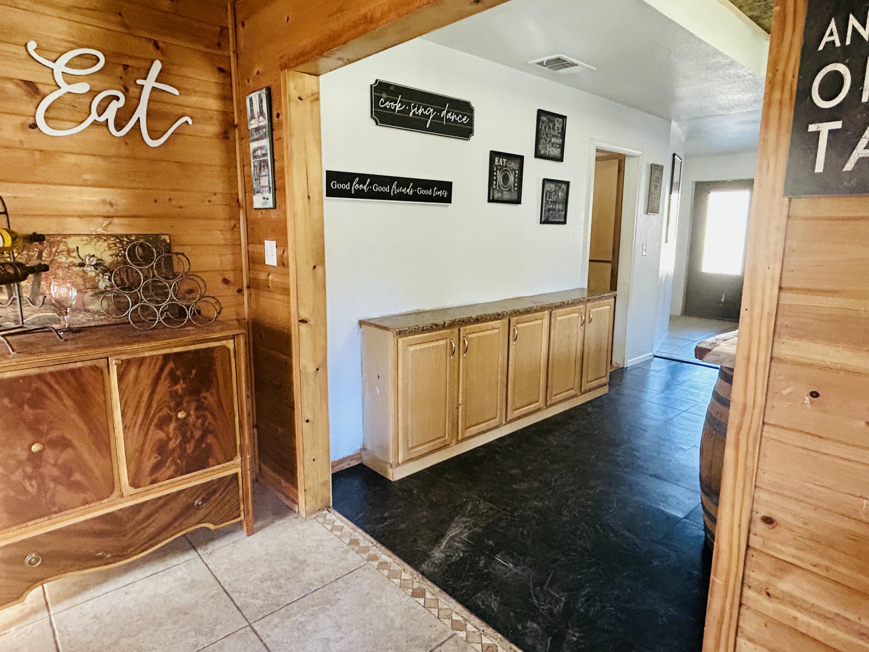 1005 Melody Ln, California Hot Springs, CA 93207