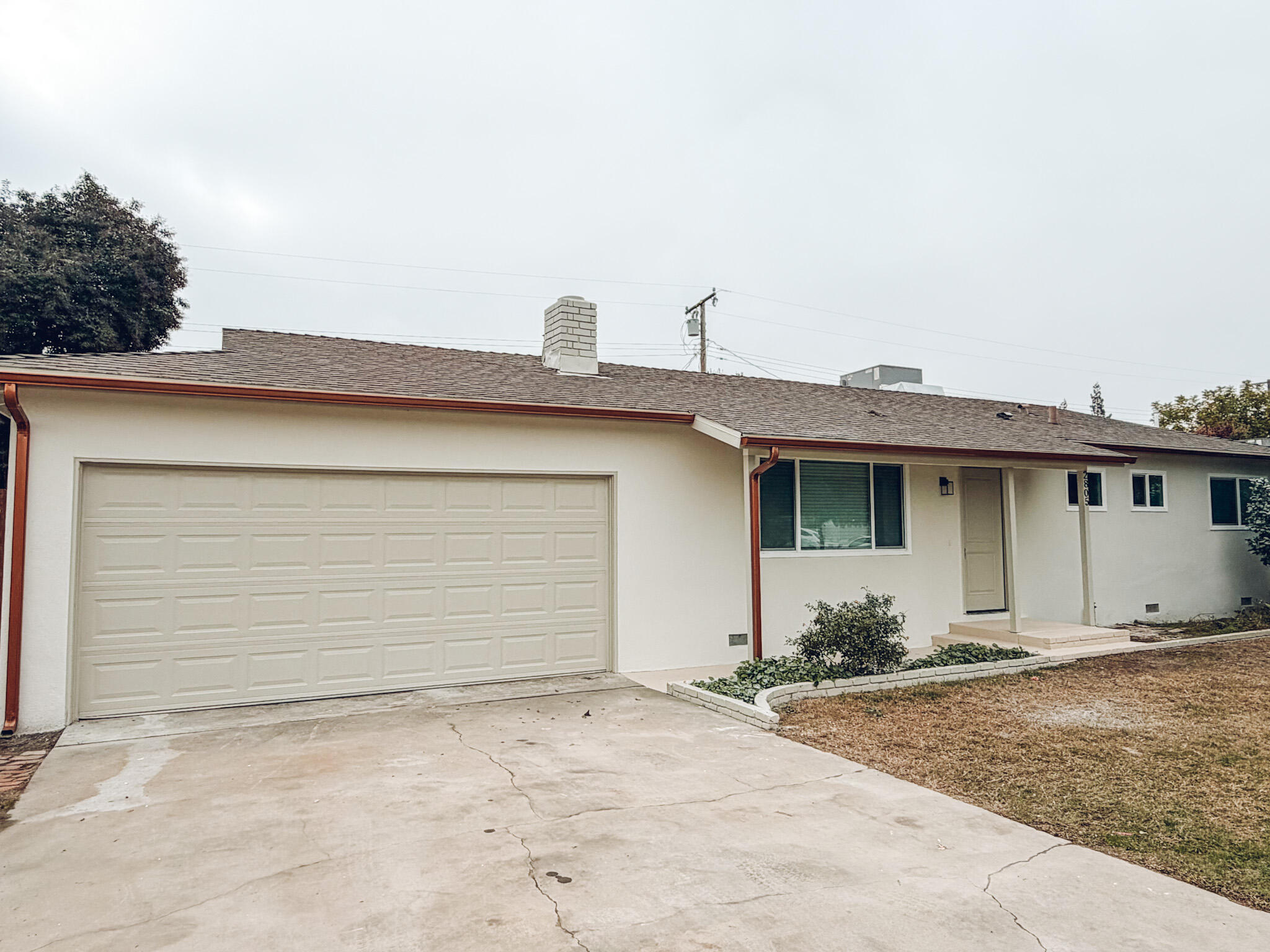 2805 W Beech Ave, Visalia, CA 93277
