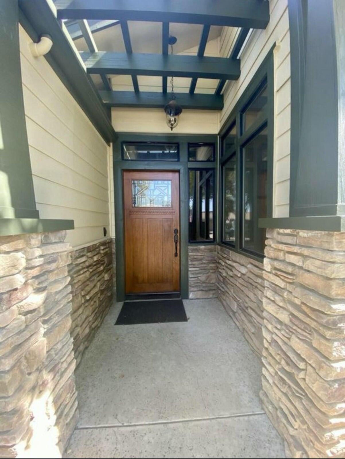 3700 W Crowley Ct, Visalia, CA 93291