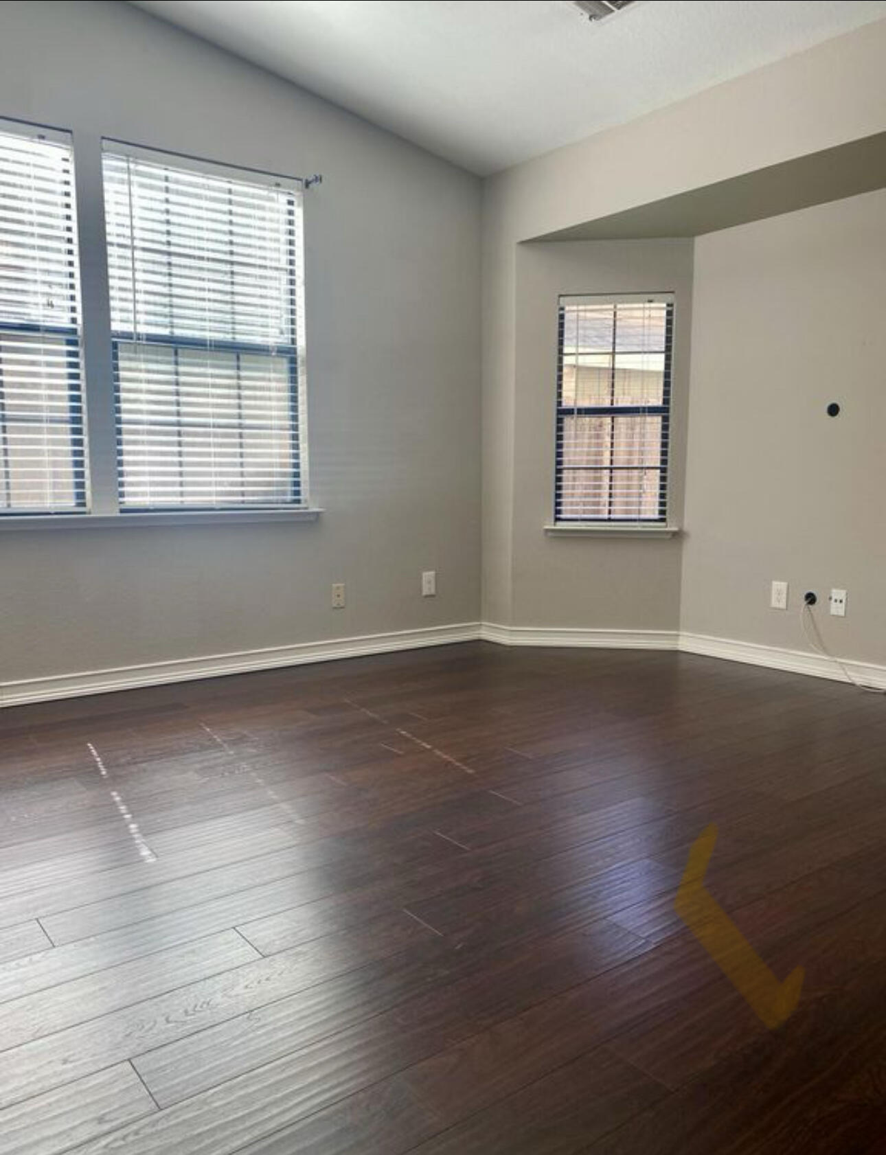 3700 W Crowley Ct, Visalia, CA 93291