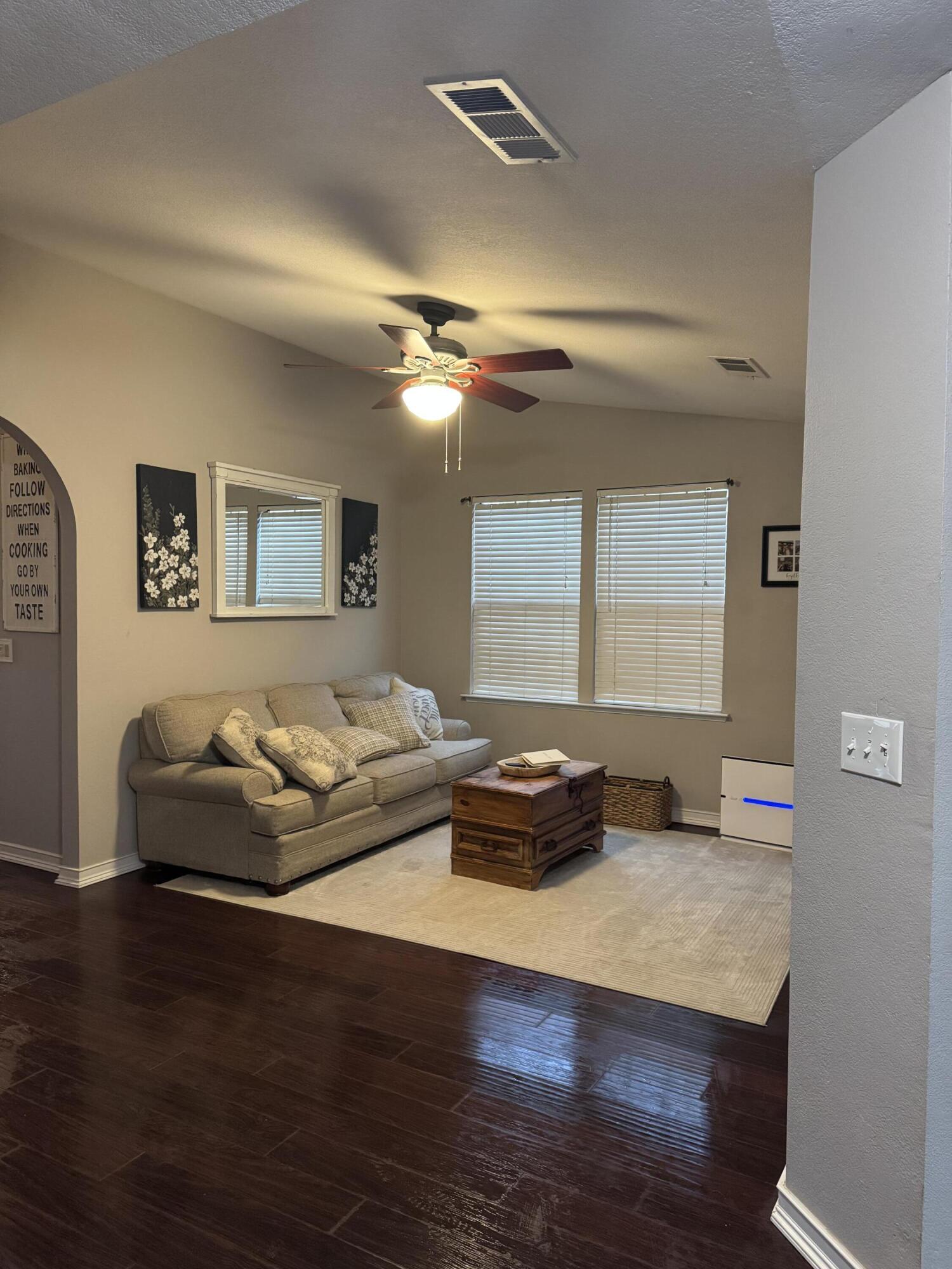 3700 W Crowley Ct, Visalia, CA 93291