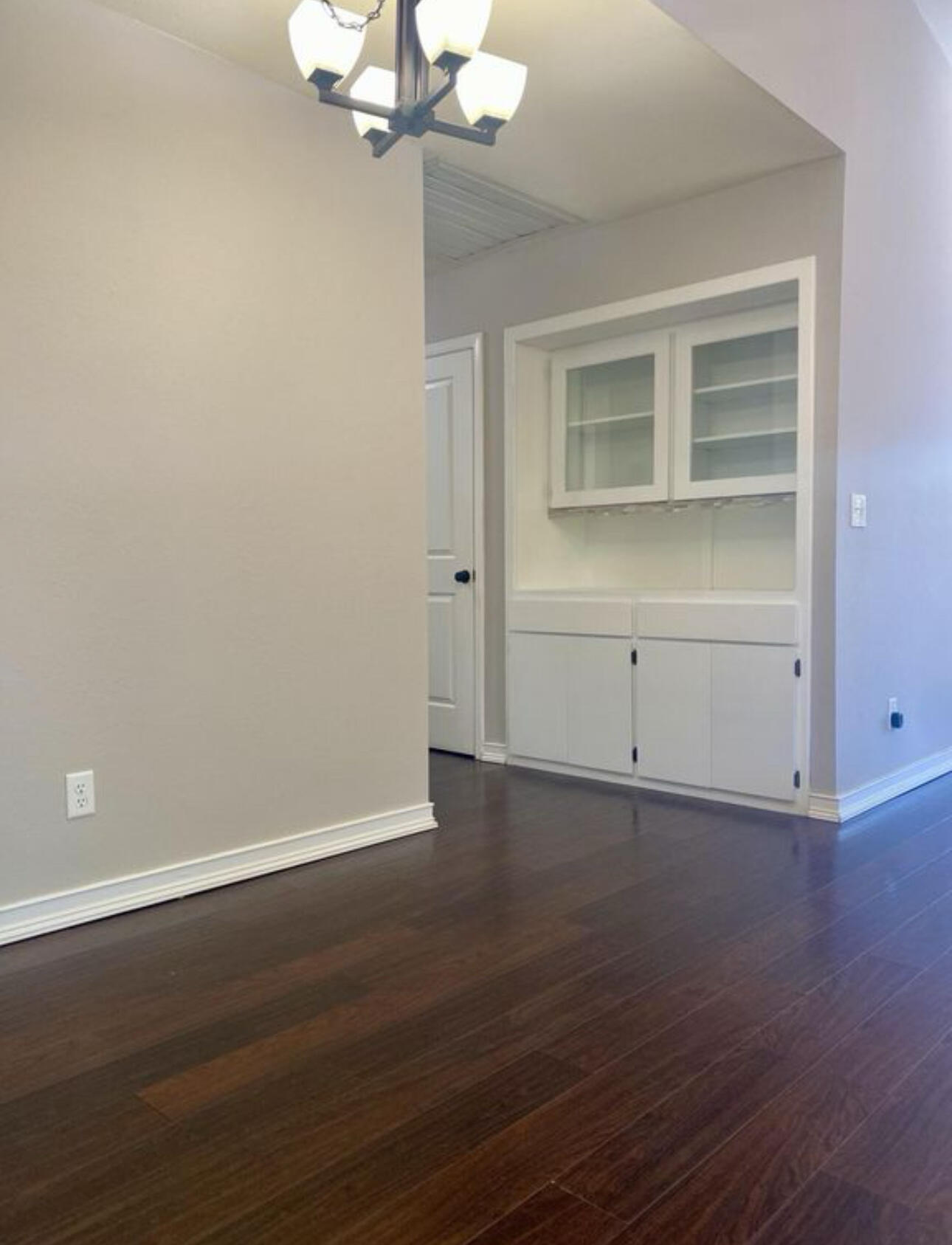 3700 W Crowley Ct, Visalia, CA 93291