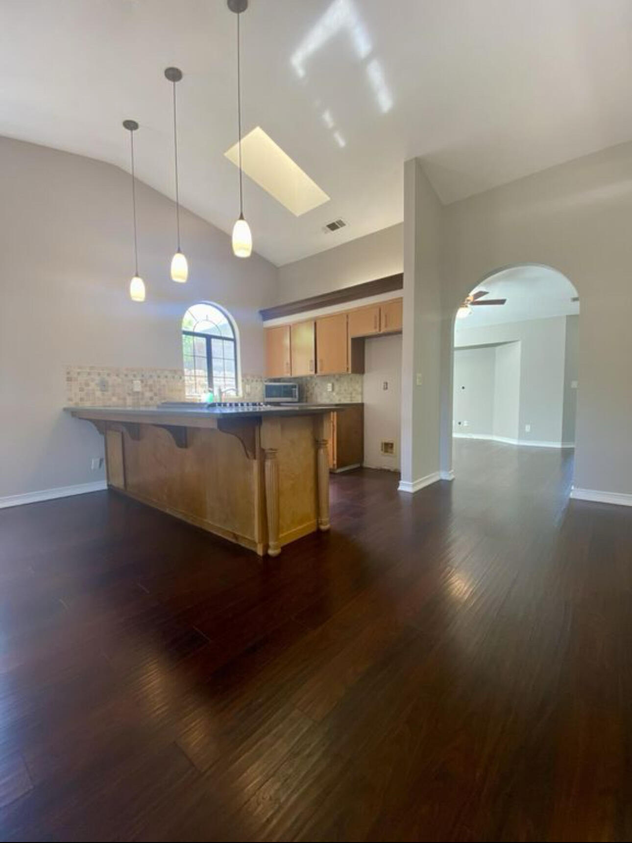 3700 W Crowley Ct, Visalia, CA 93291