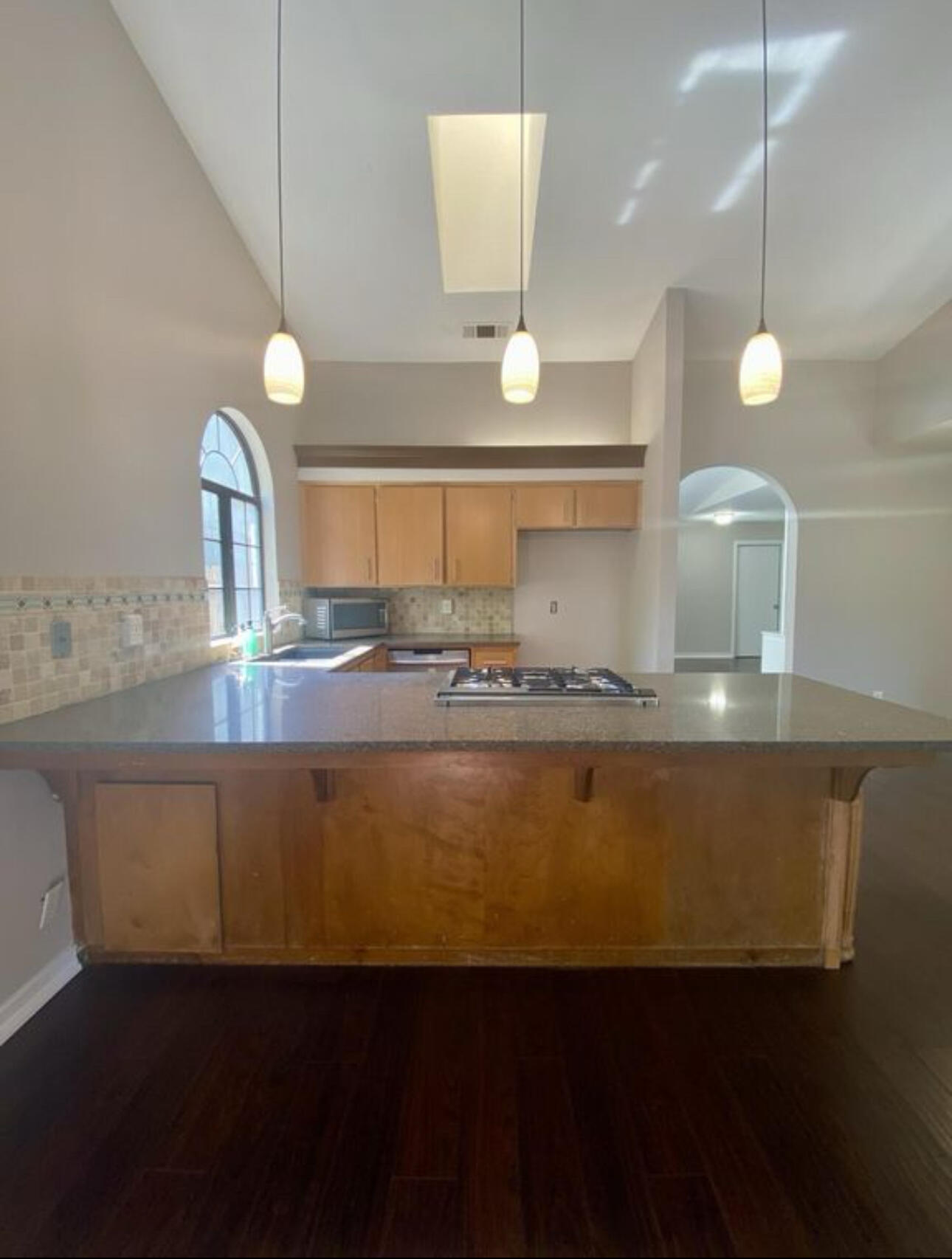 3700 W Crowley Ct, Visalia, CA 93291