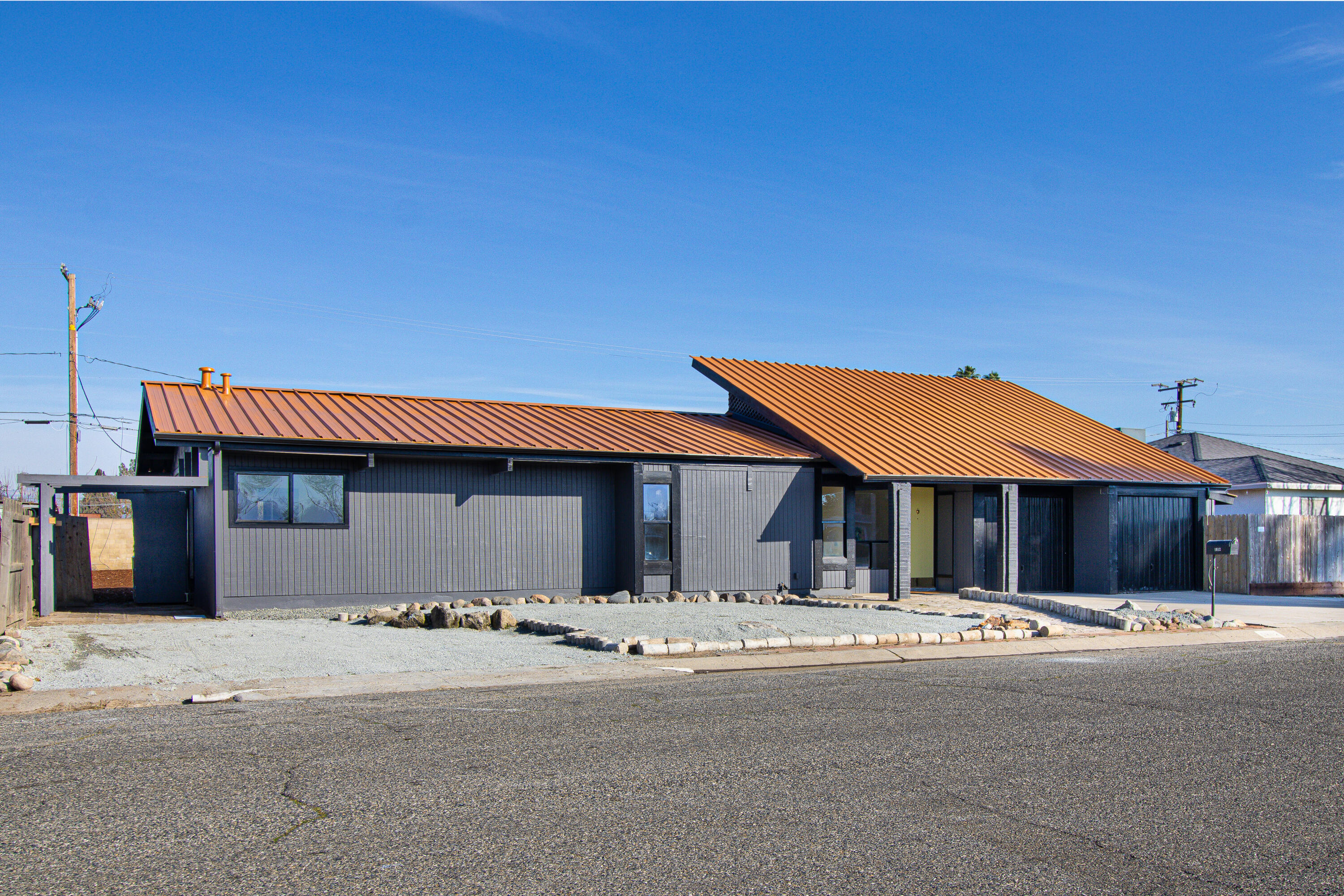 1812 S Bardo St, Visalia, CA 93277