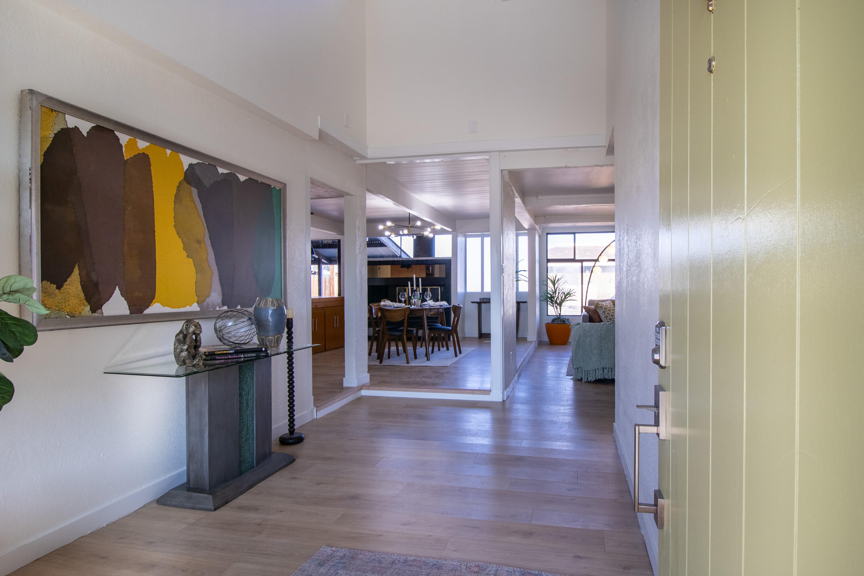 1812 S Bardo St, Visalia, CA 93277