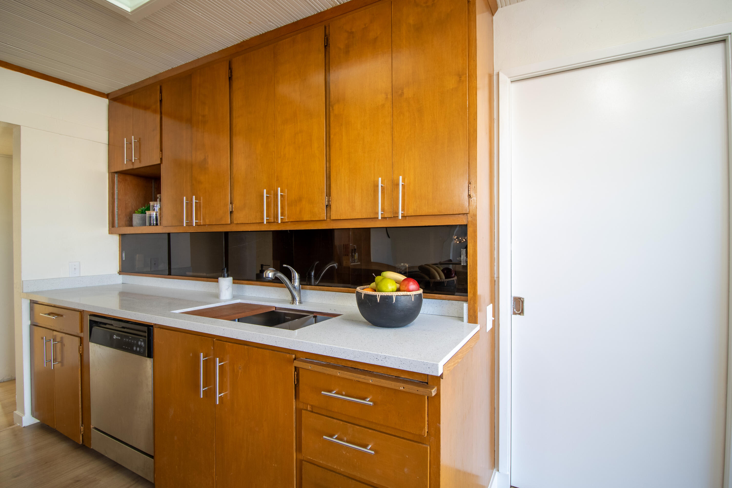 1812 S Bardo St, Visalia, CA 93277