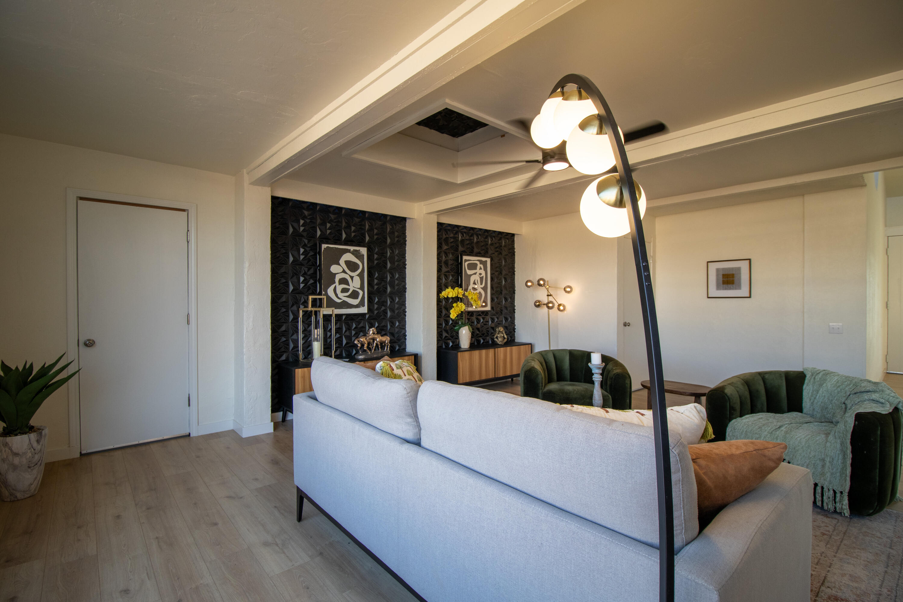 1812 S Bardo St, Visalia, CA 93277