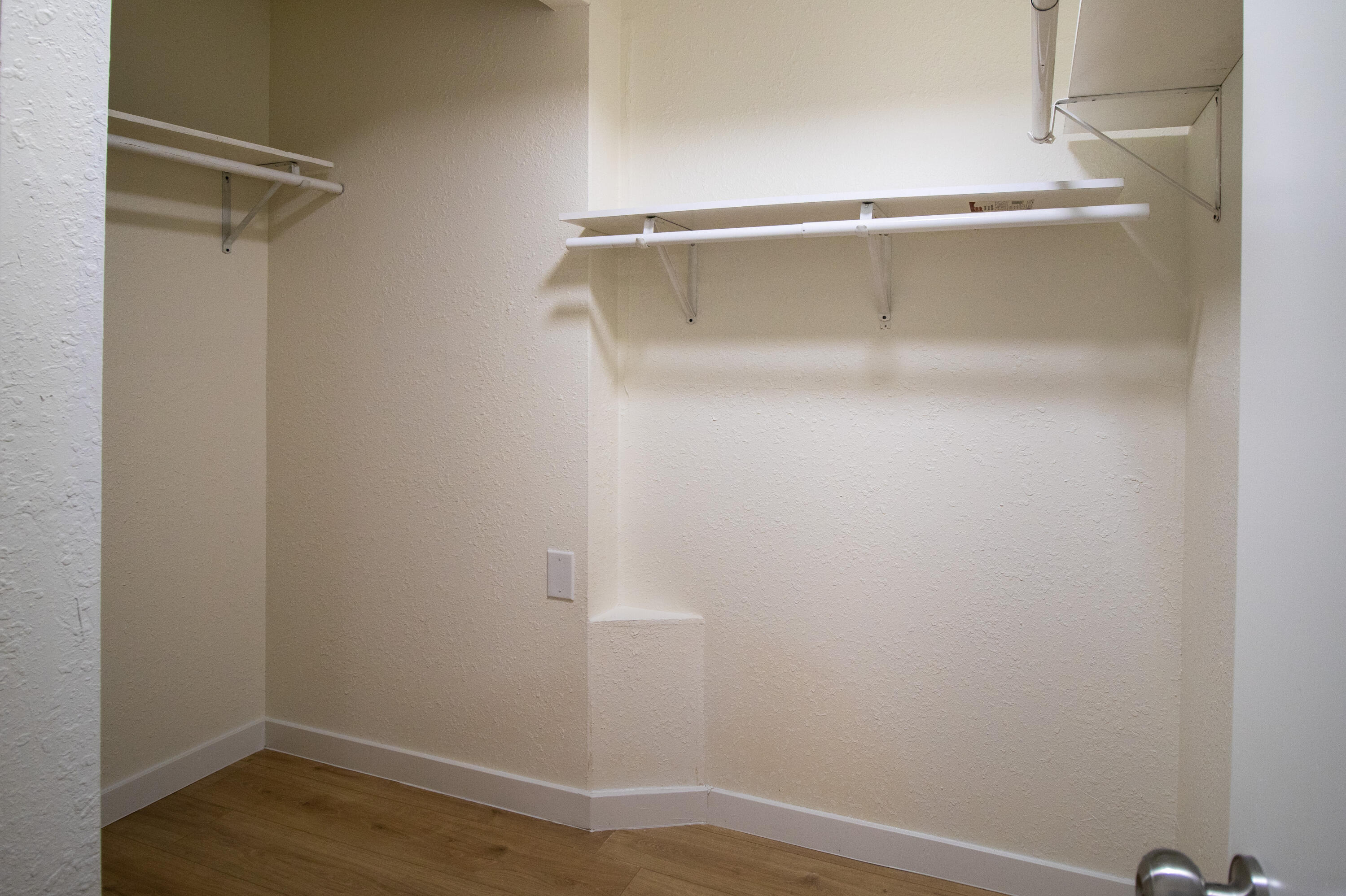 1812 S Bardo St, Visalia, CA 93277