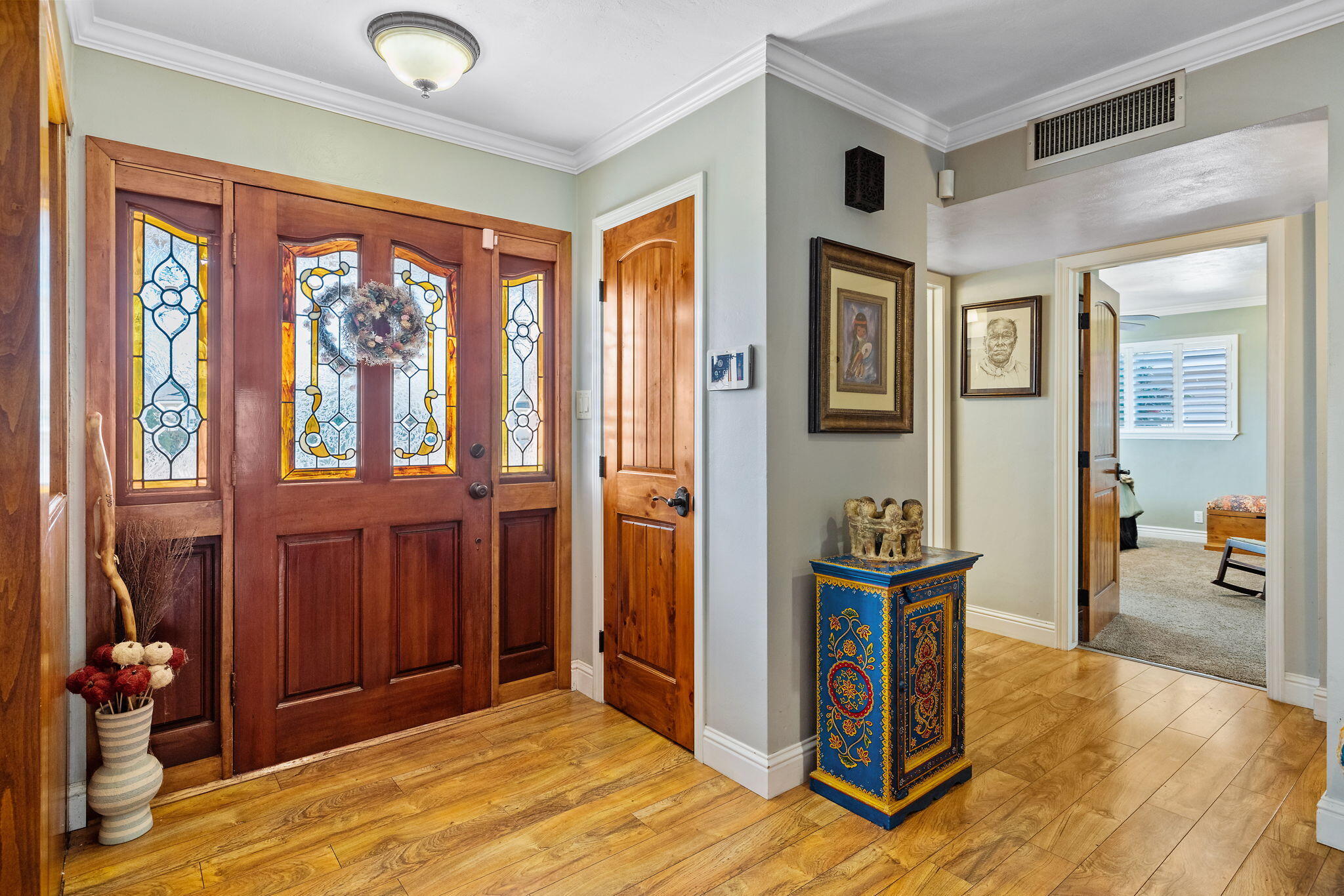 610 S Whitney St, Visalia, CA 93277