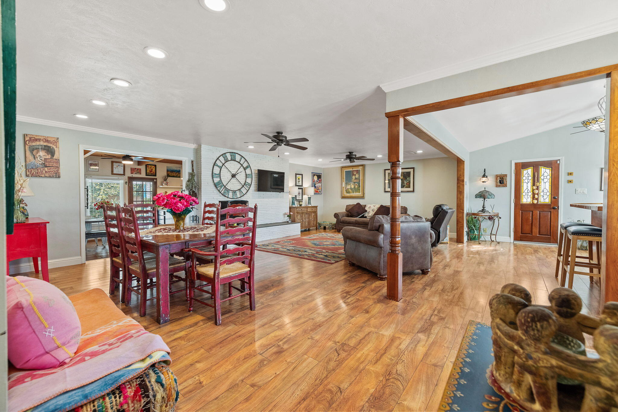 610 S Whitney St, Visalia, CA 93277