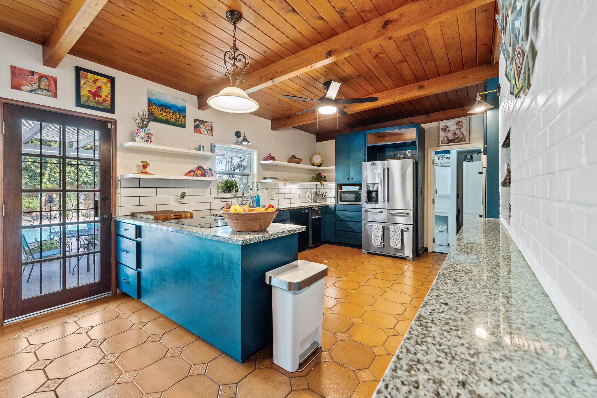 610 S Whitney St, Visalia, CA 93277