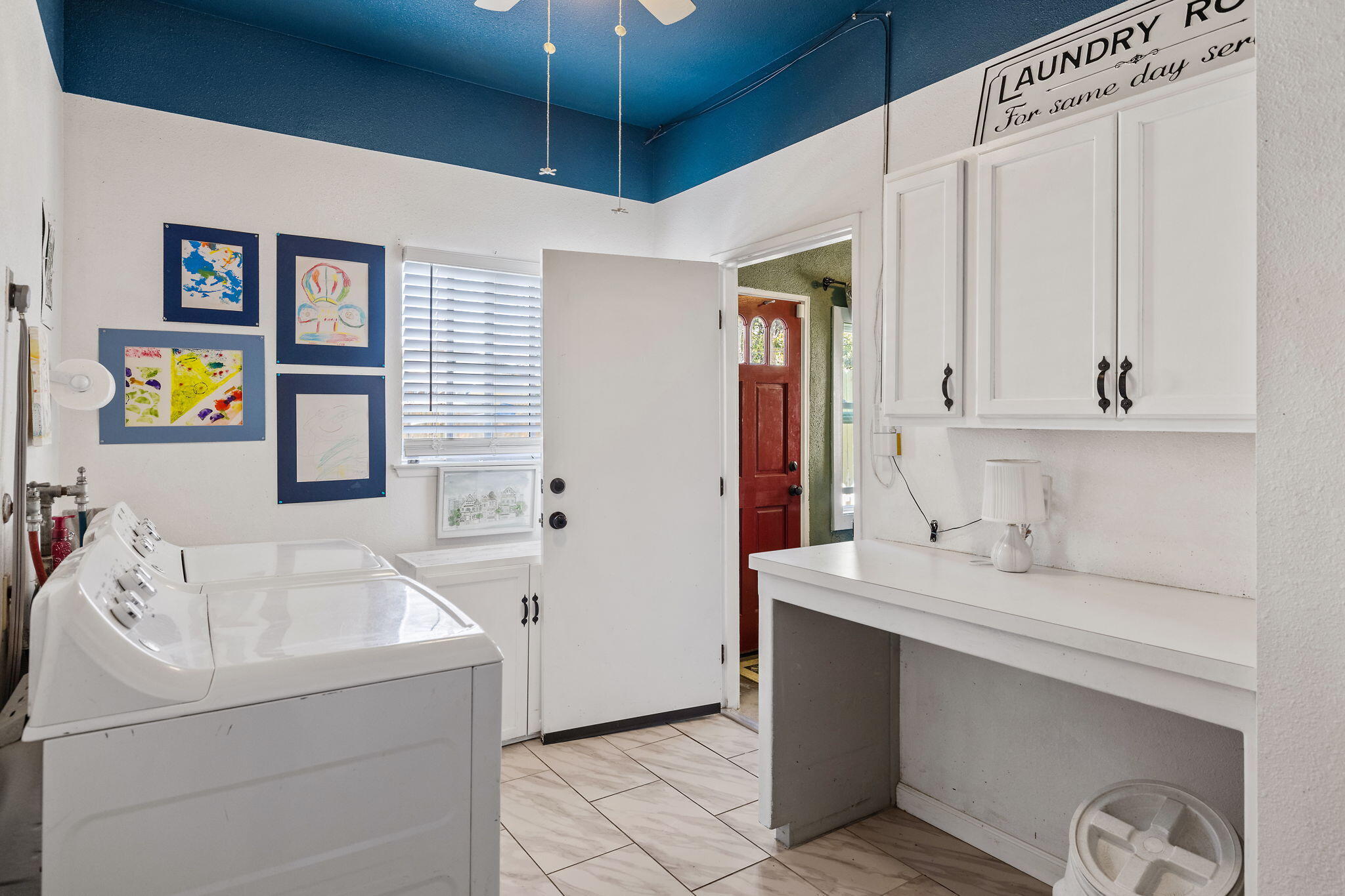 610 S Whitney St, Visalia, CA 93277