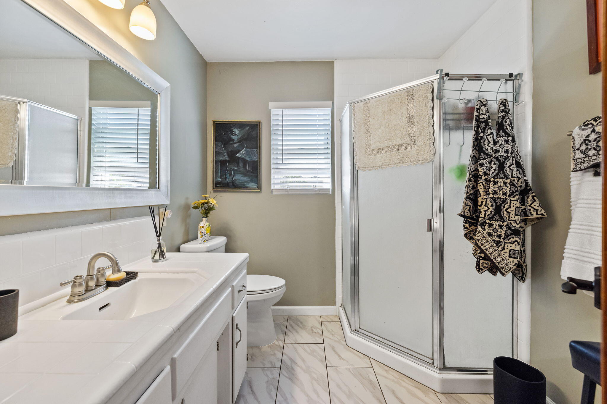 610 S Whitney St, Visalia, CA 93277