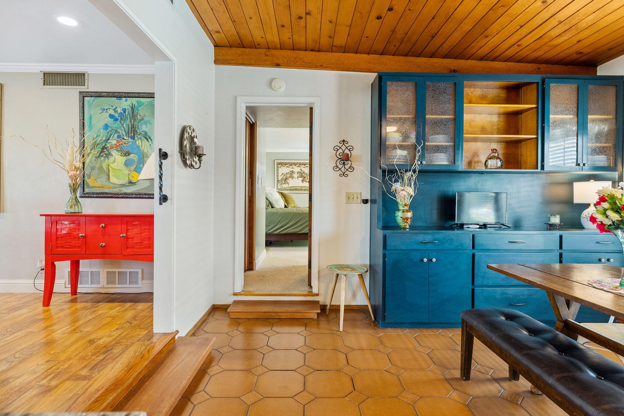 610 S Whitney St, Visalia, CA 93277