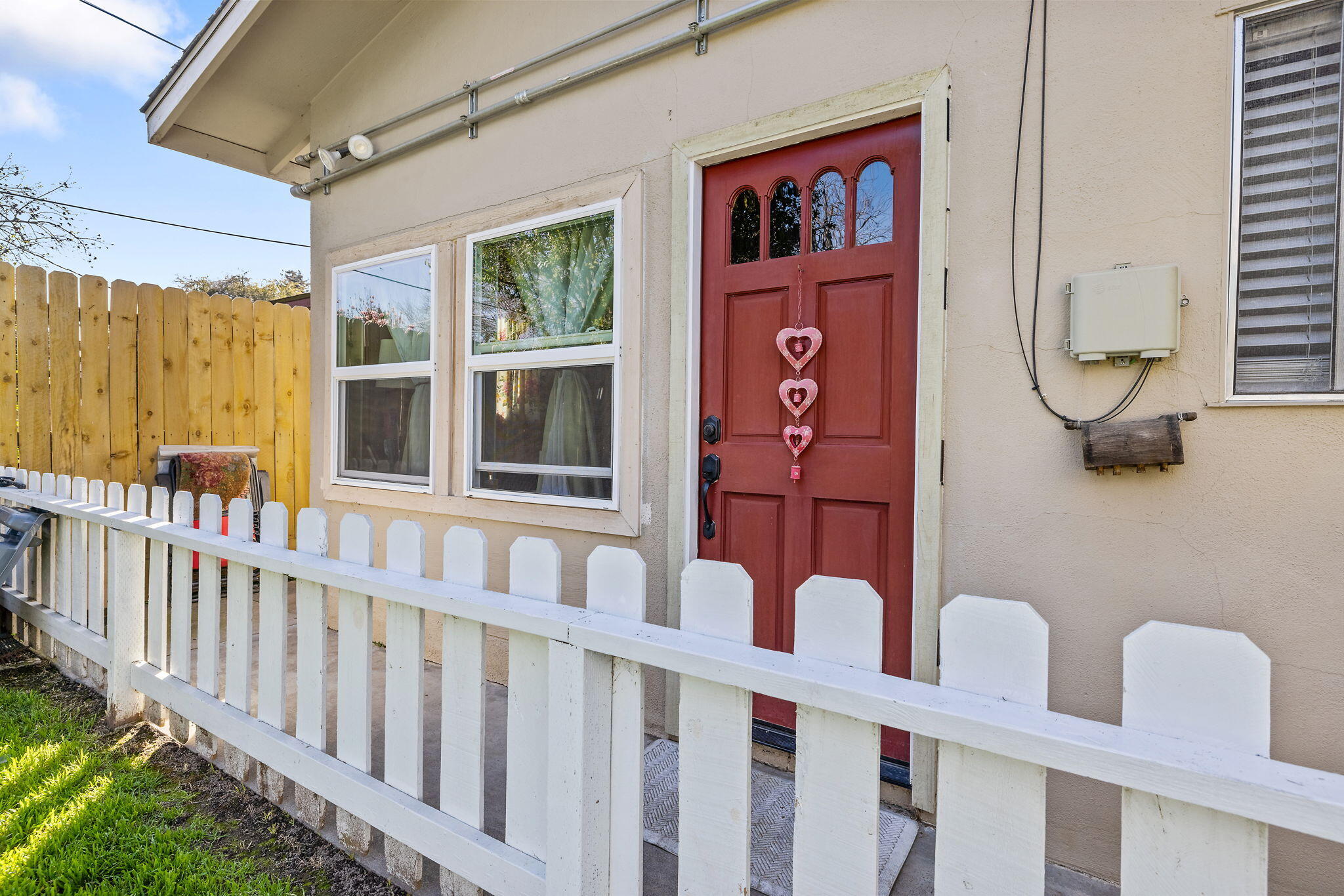 610 S Whitney St, Visalia, CA 93277