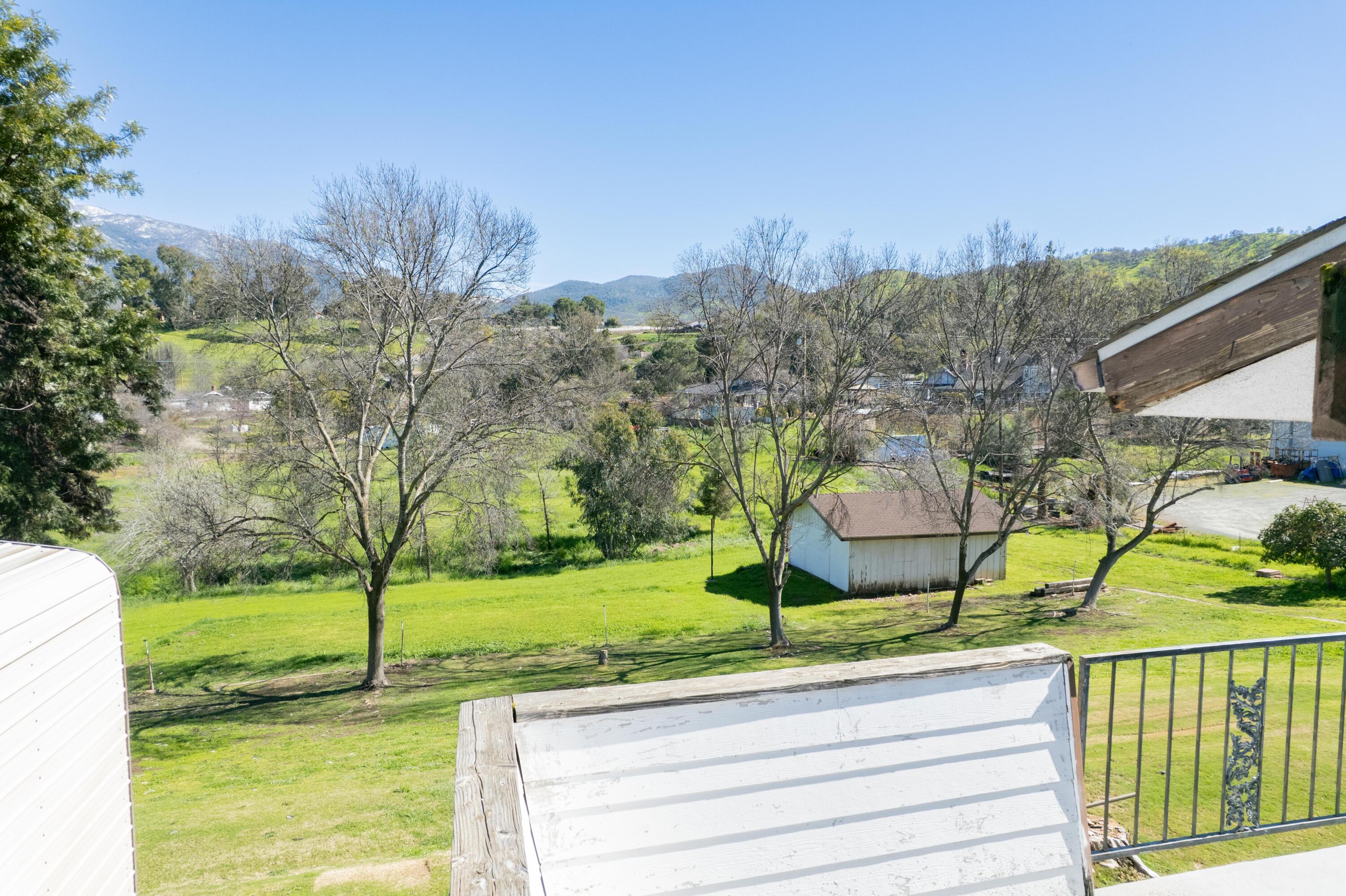 16610 Mustang Dr, Springville, CA 93265